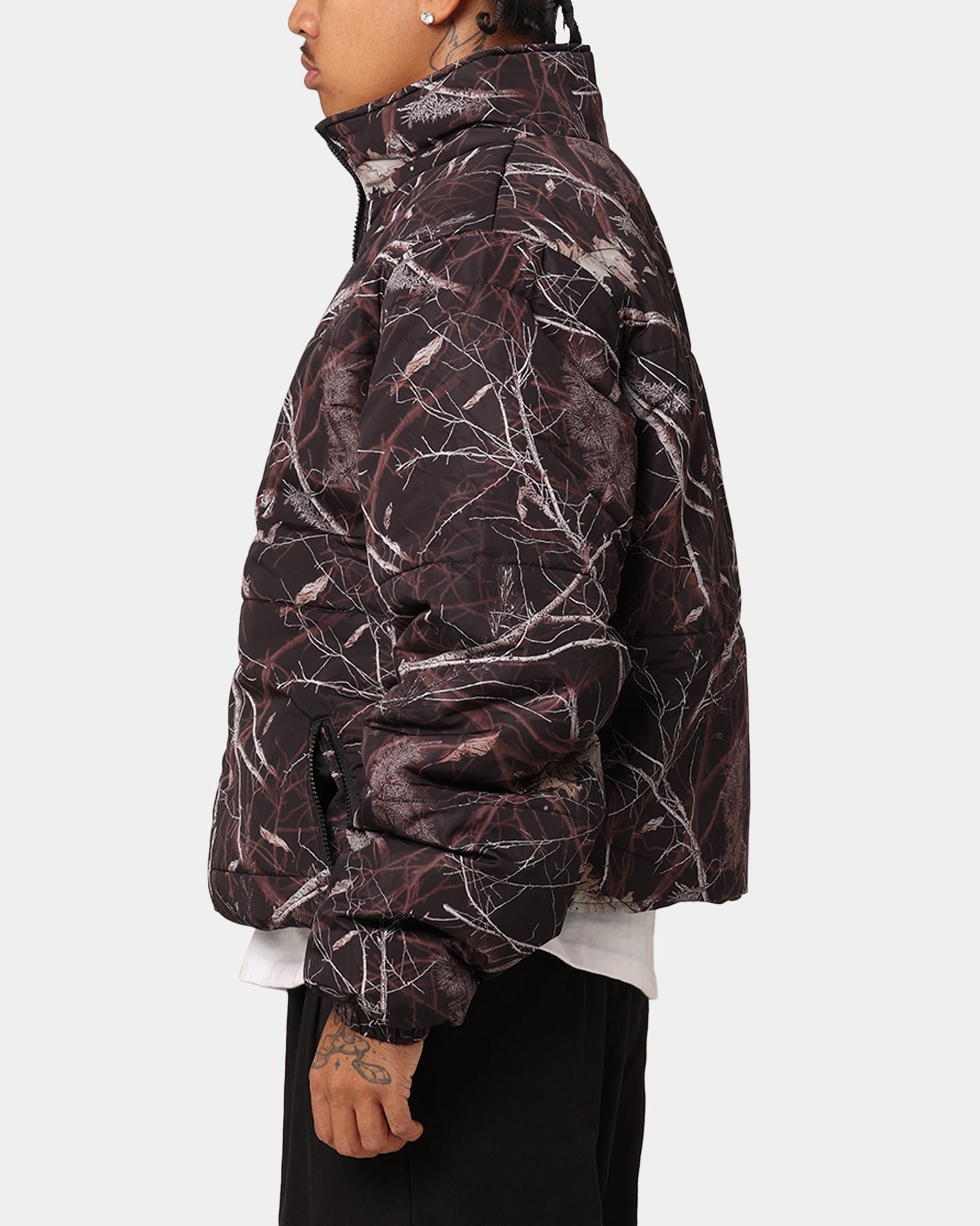 Non Restrictive Silhouette X-Large Wave Dye Puffer Jacket Dark Camo