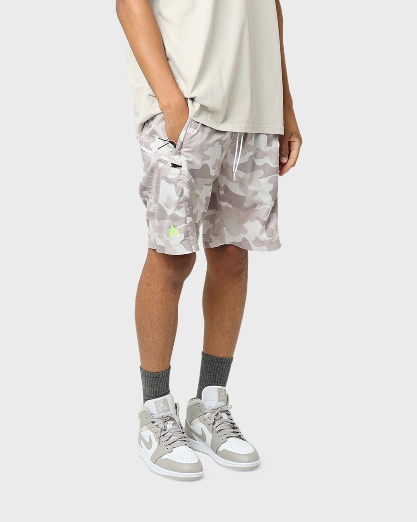 Pyra Desert Nylon Shorts Desert Camo SeamlessConstruction