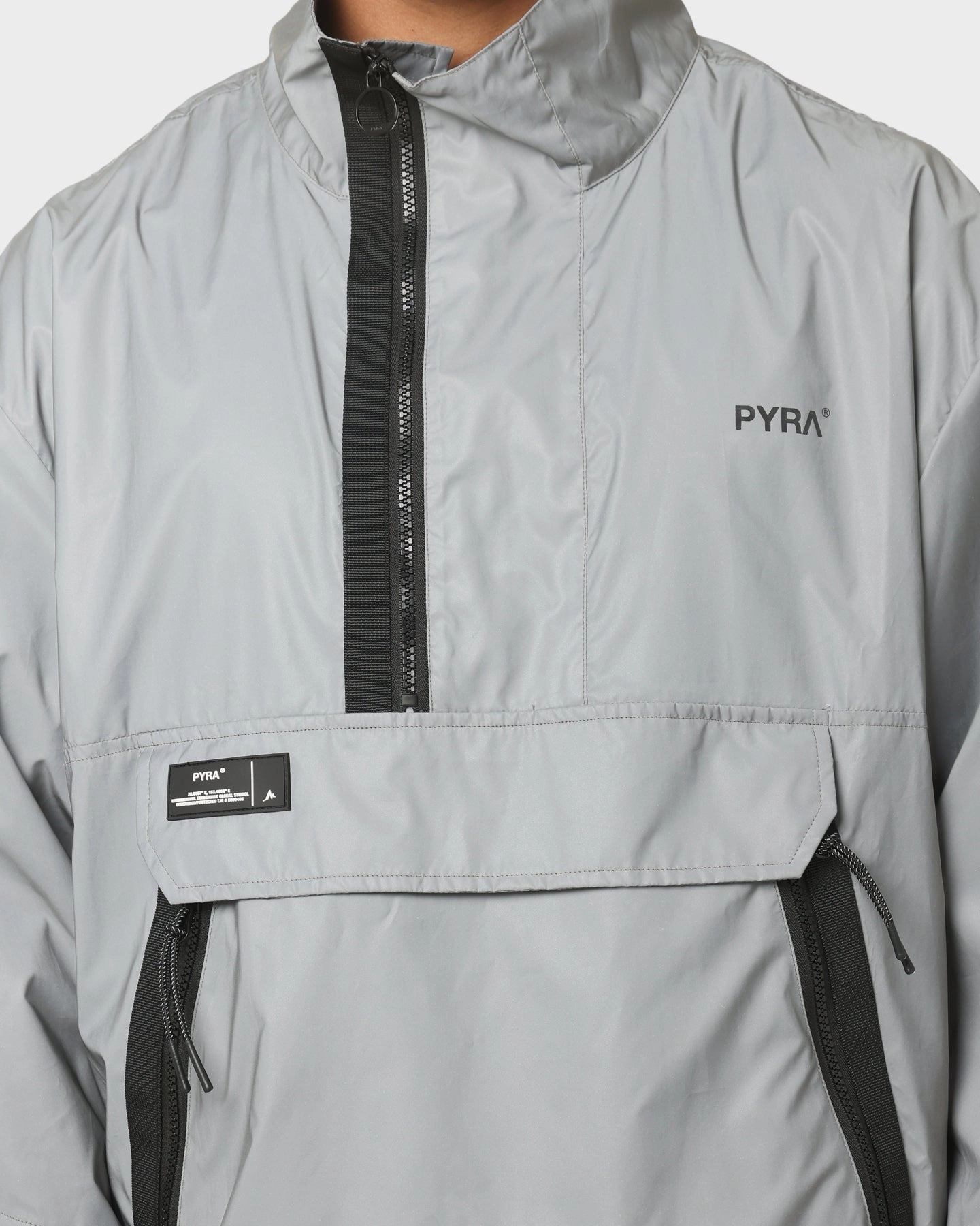 PYRA Pitch Jacket 3m/Black Frost Shield Rugged Durability