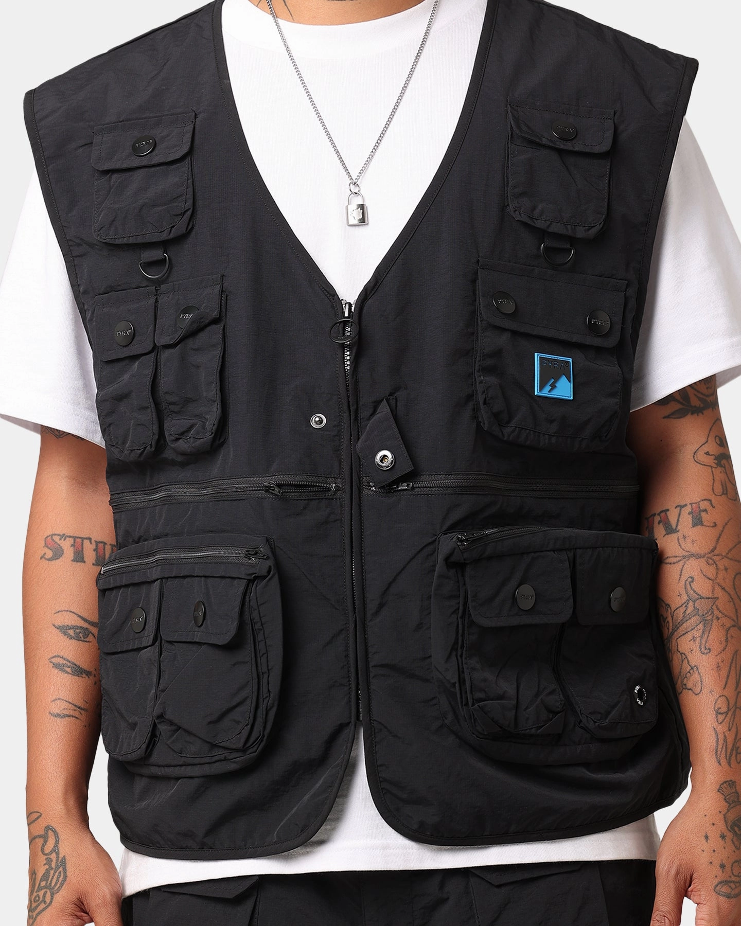 Pyra Tactical Vest Black Reflective Safety Details