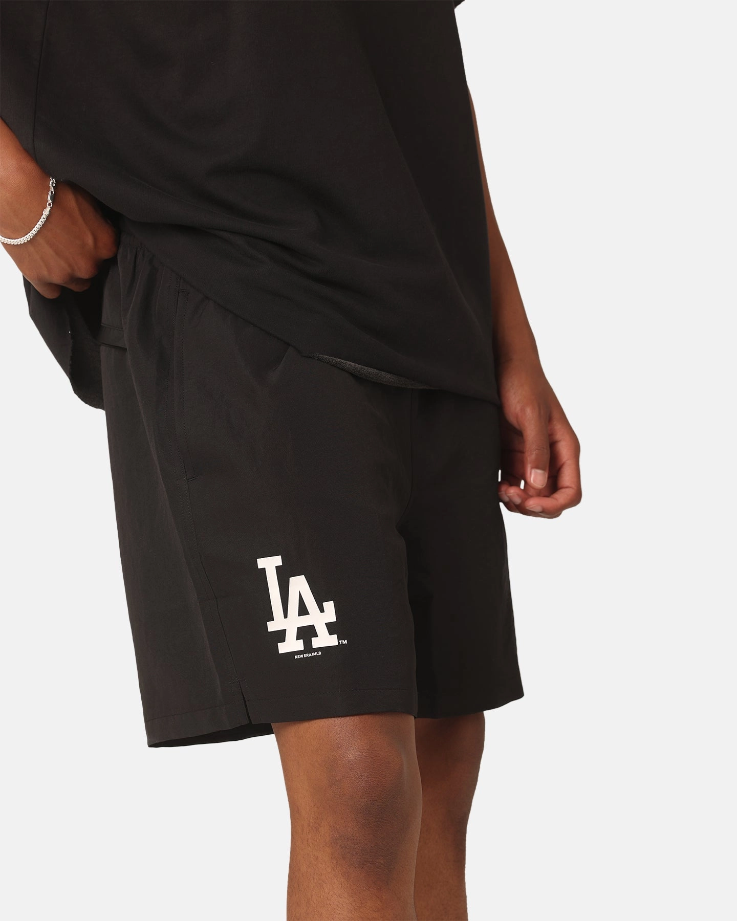 New Era Los Angeles Dodgers Woven Shorts Black first day of school Compact Storage Pocket