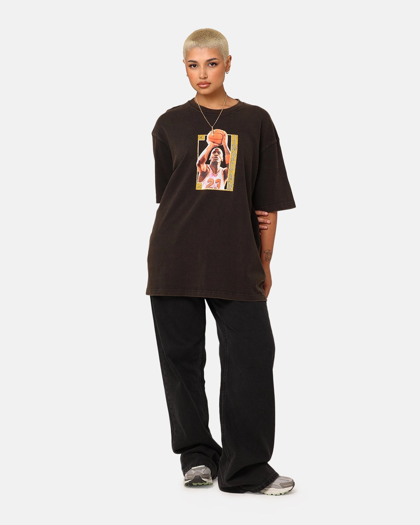 Jordan Women's Oversized Graphic T-Shirt Black/Iron Grey Anti Pilling Finish Odor-resistant