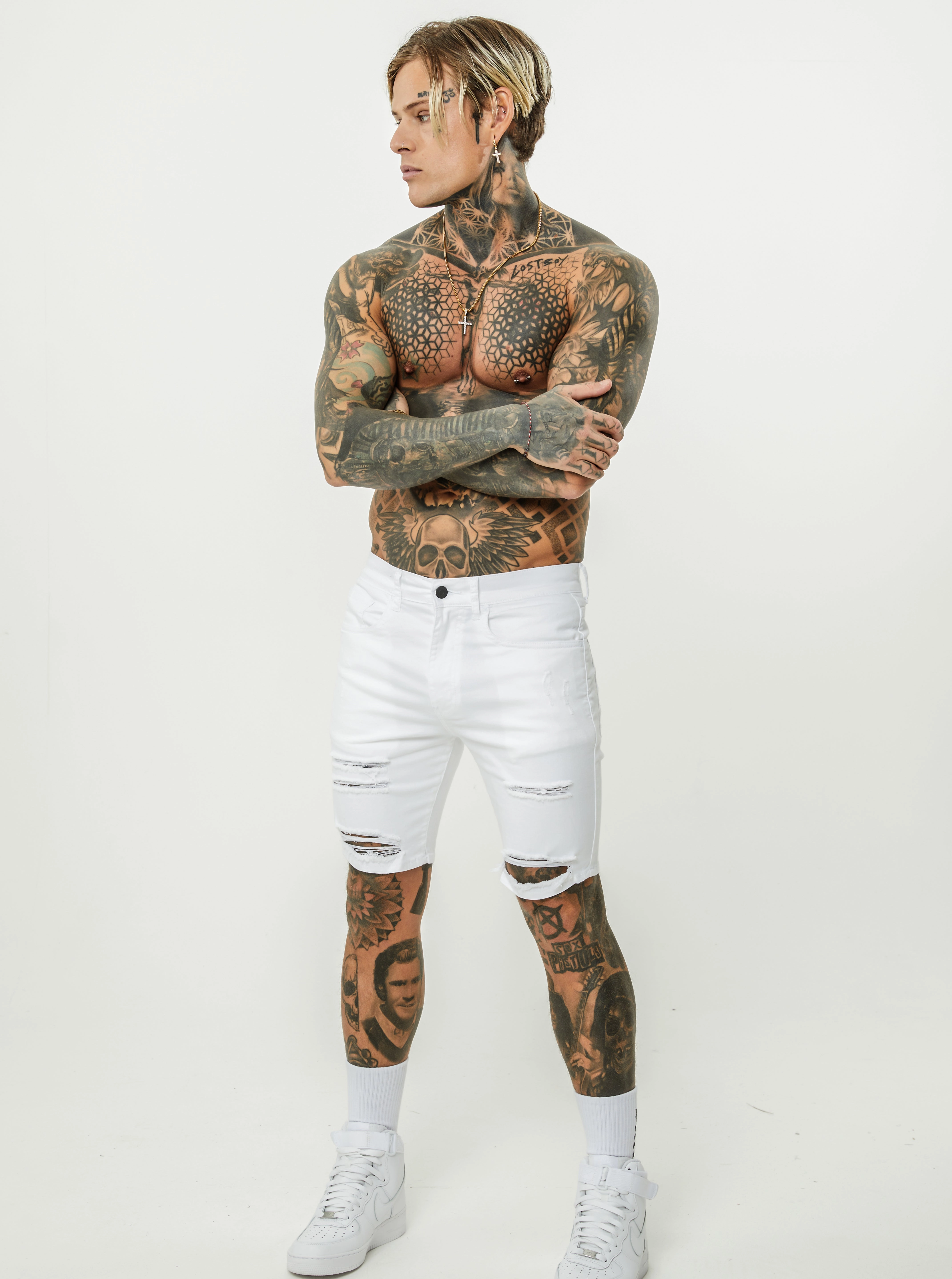 On The Go Saint Morta Thrashed Shorts White