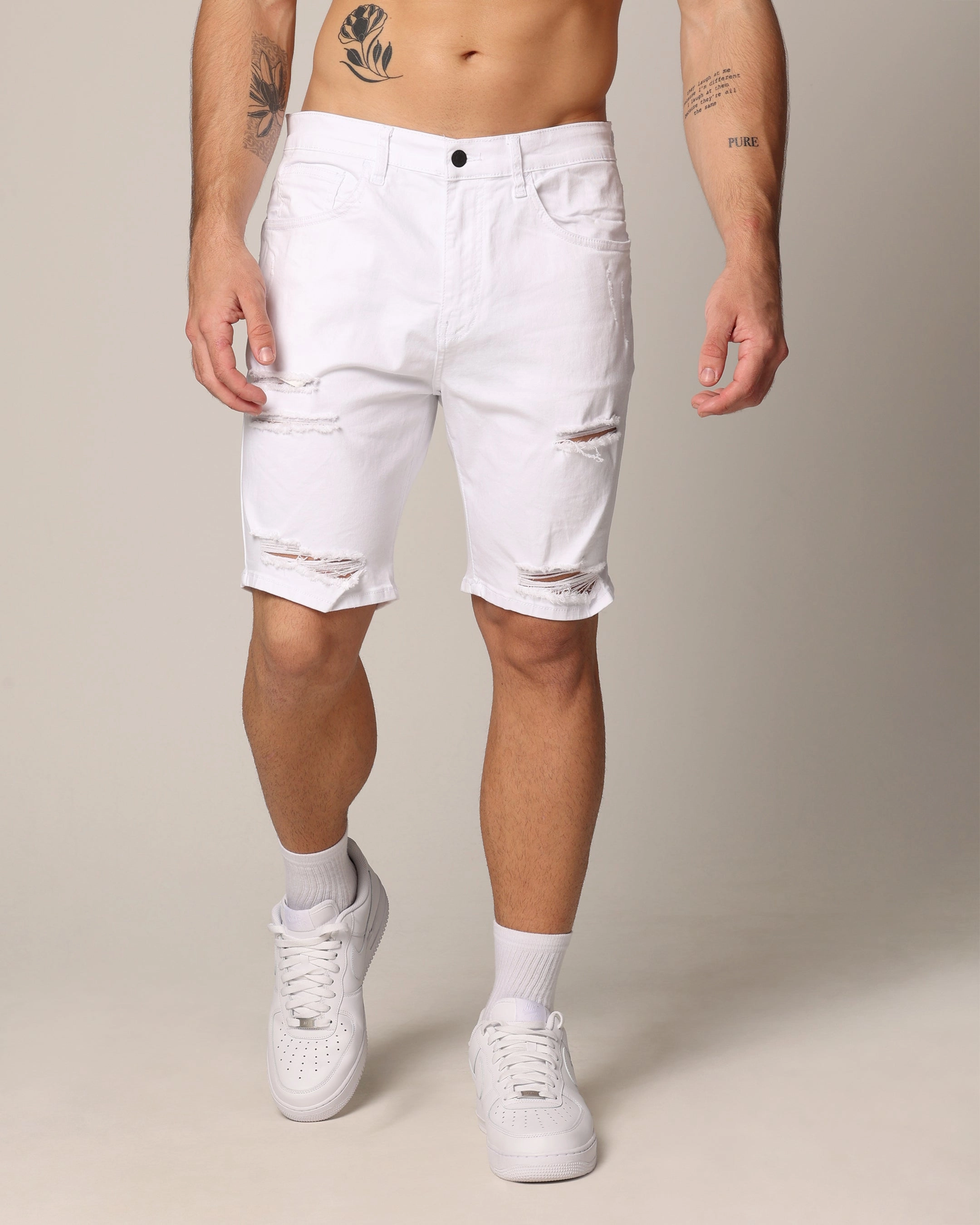 Travel Ready Skinny Fit Saint Morta Thrashed Shorts White