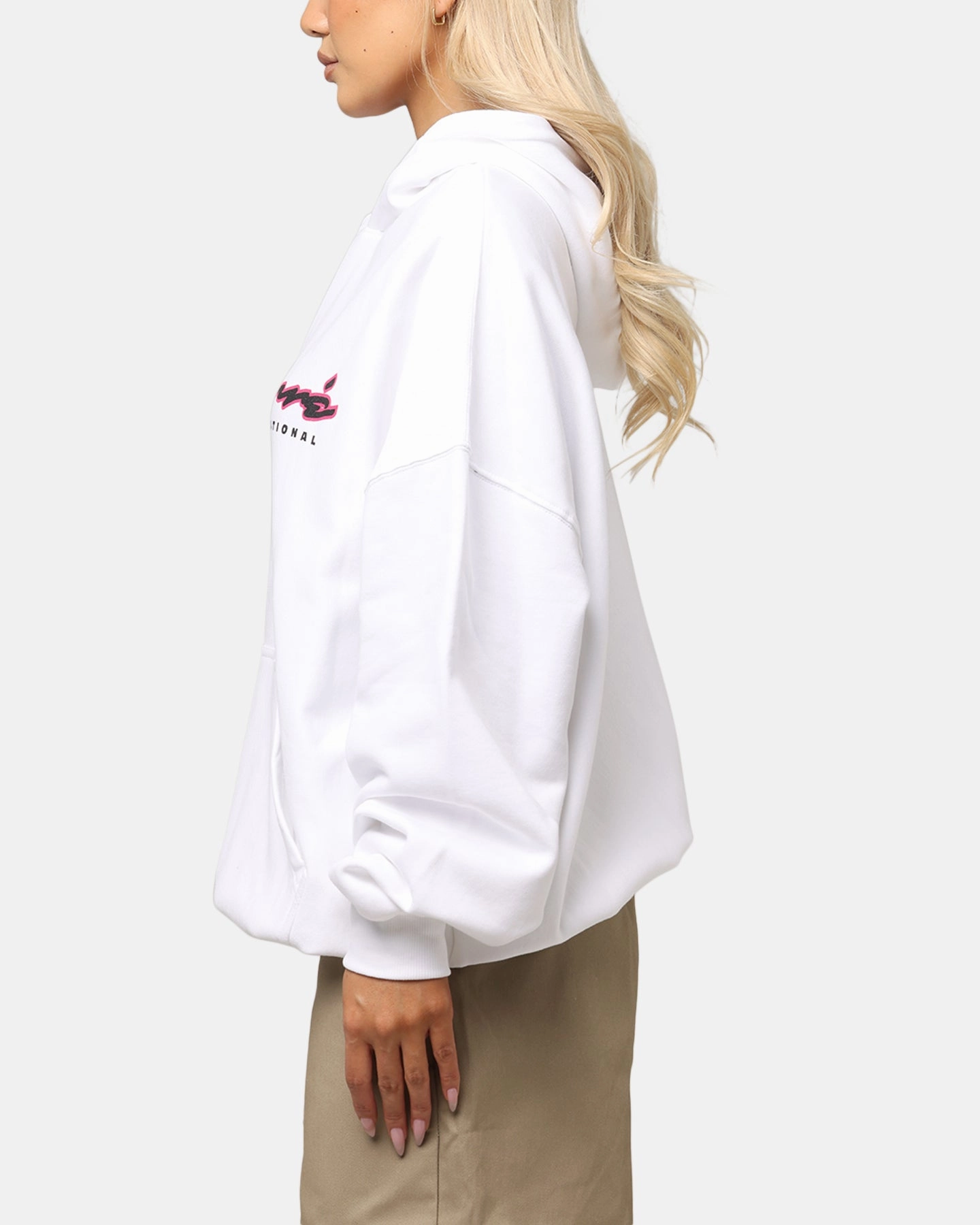 Carre Race Script Hoodie White Active Movement