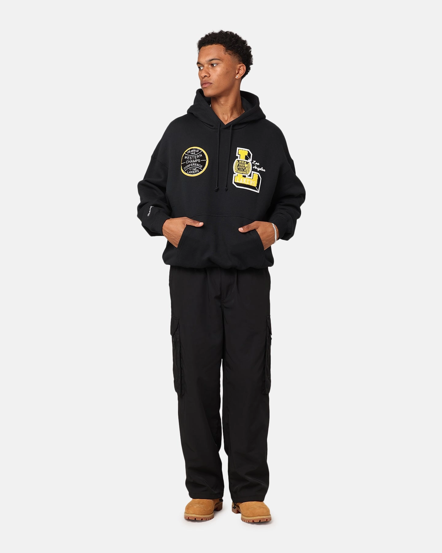 High-Tech Fabric Smooth Zipper Action Mitchell & Ness Los Angeles Lakers Conference Hoodie Faded Black
