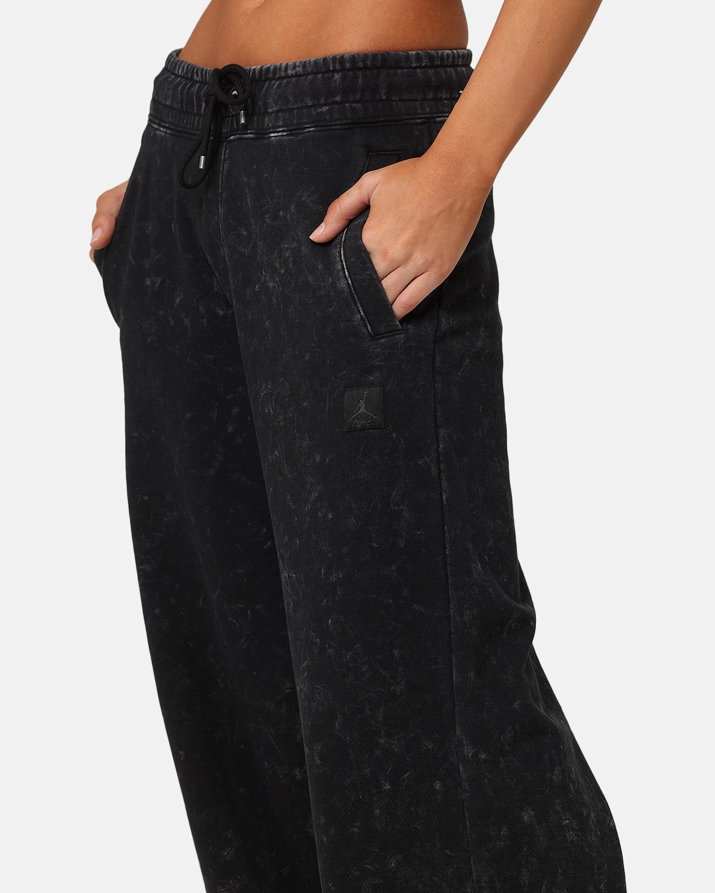 Anti Bacterial Treatment Jordan Women's Flight Fleece Pant Black