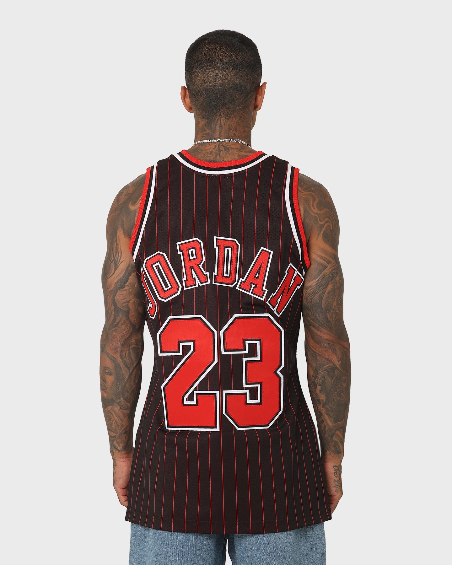 Mitchell & Ness Chicago Bulls Michael Jordan '95-'96 #23 Authentic Jersey Black Adaptable Fit Odor Resistant Clothing Tech