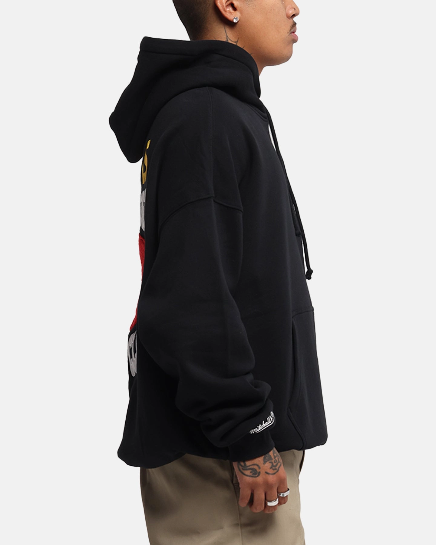 Mitchell & Ness Hawthorn Hawks Team Hoodie Solid Black Silicone Grip Cuffs