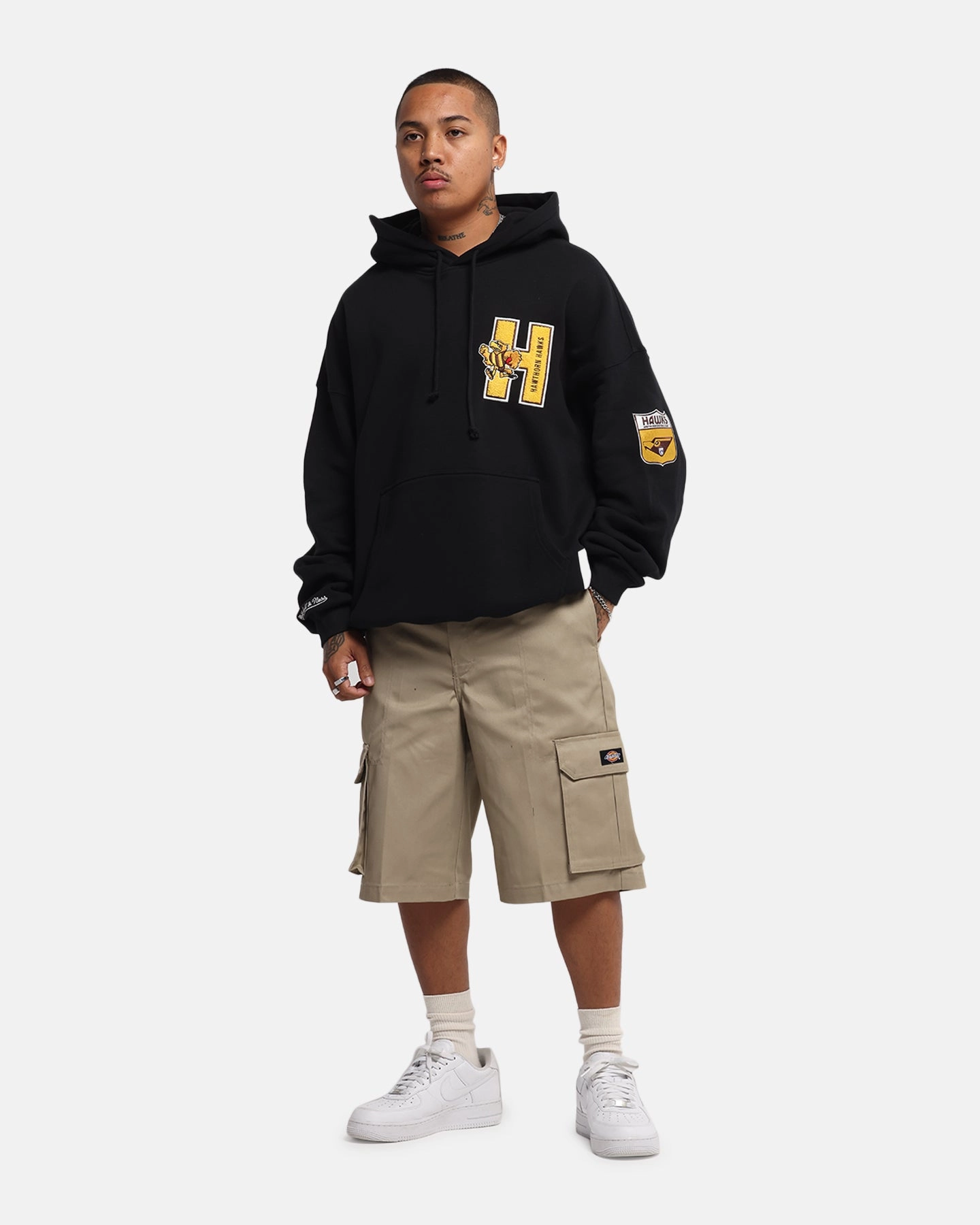 Easy Care Mitchell & Ness Hawthorn Hawks Team Hoodie Solid Black