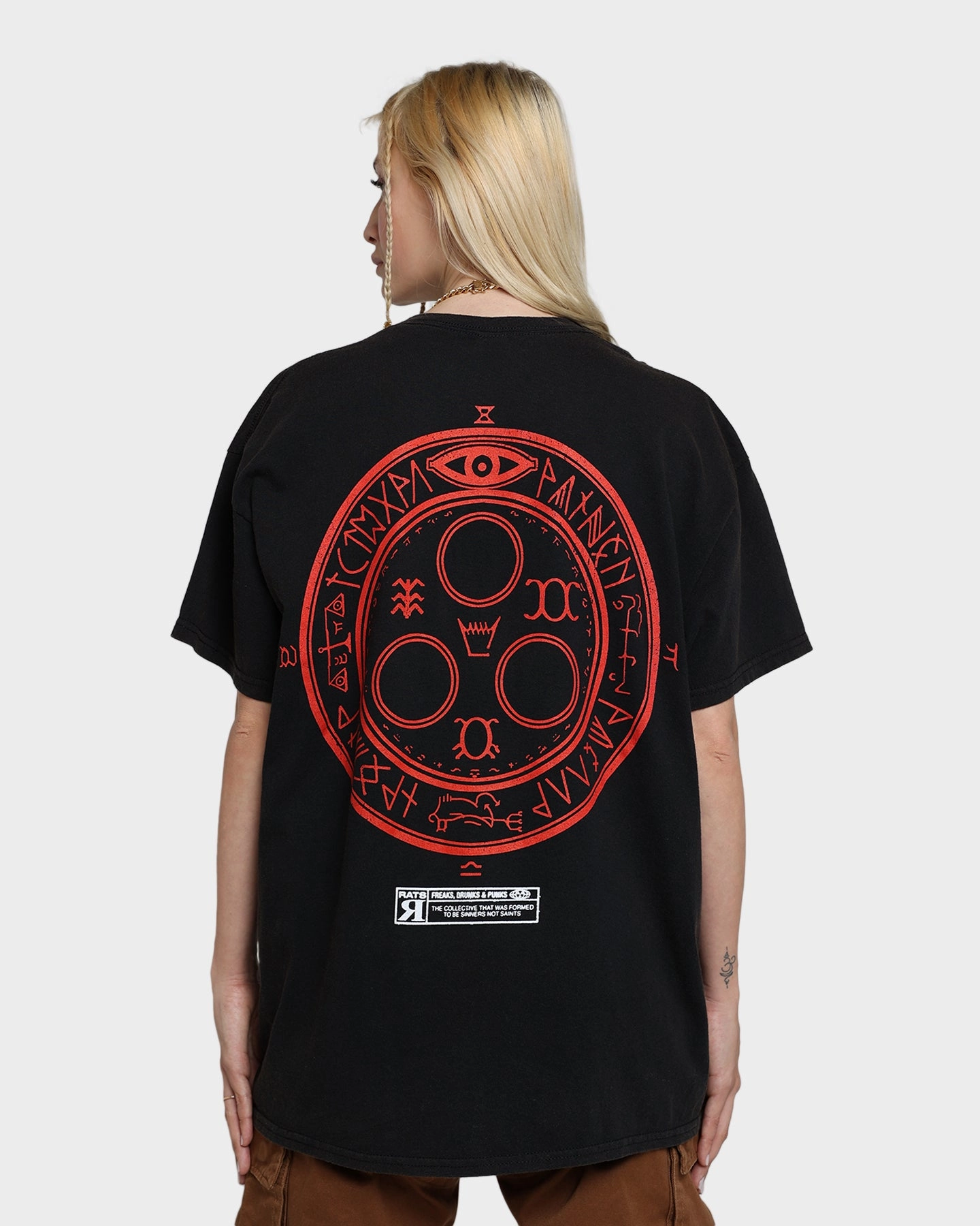 Seasonal Must-Have Rats Get Fat X Silent Hill The Halo Of The Sun Vintage T-Shirt Black Wash