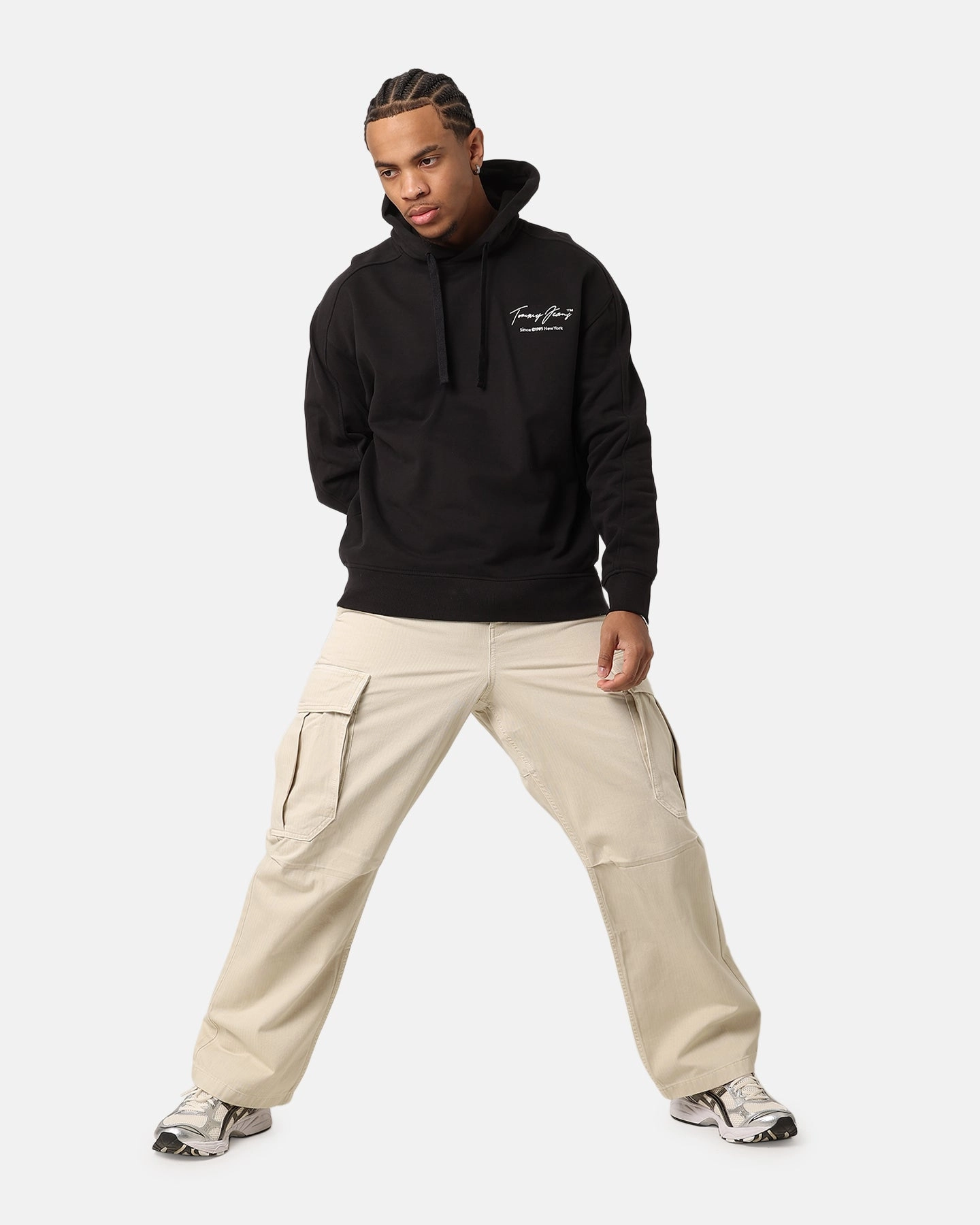 Tommy Jeans TJM Relax Washed DNA Hoodie Black fireplace
