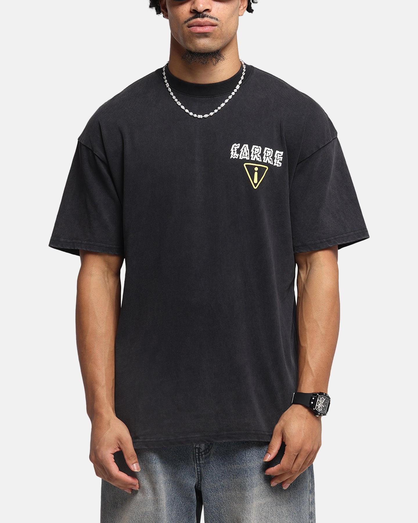 Fashionable Fit Fun and Comfortable Carre Construction T-Shirt Black Acidwash