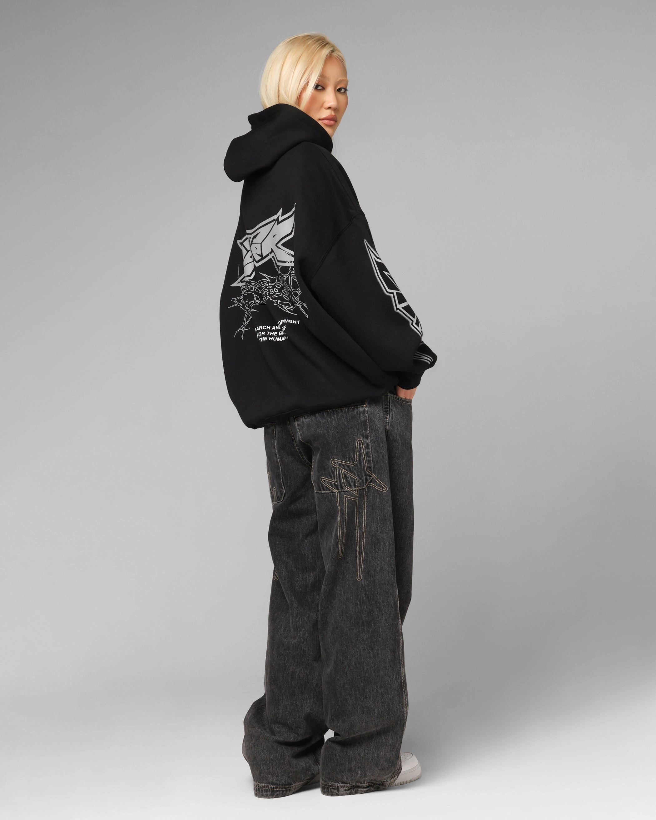 Traveler Gear Luxury Loiter Star Born Jeans Dirty Grey