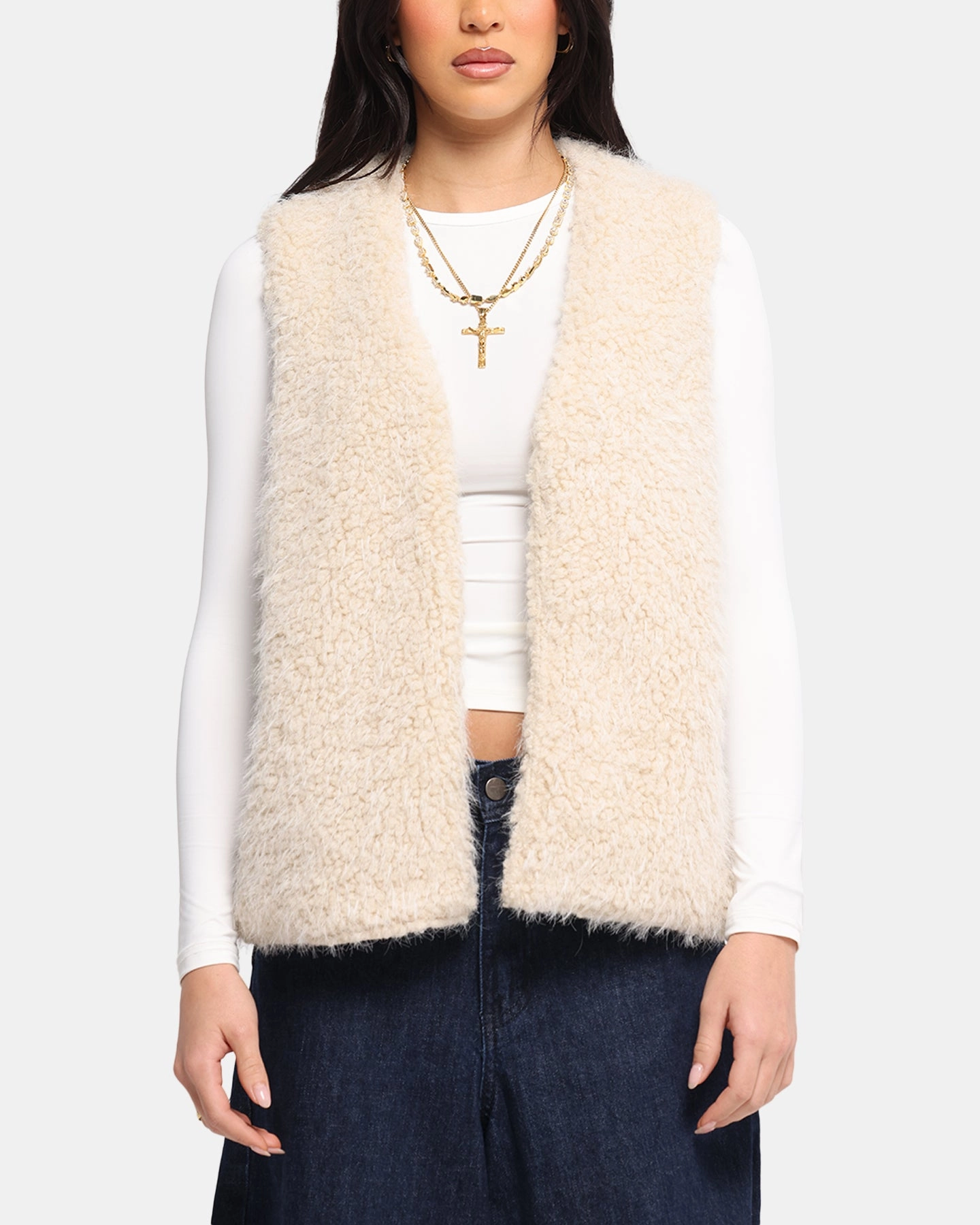 XXIII Fur Vest Cream Smart Look Wrinkle Resistant Material