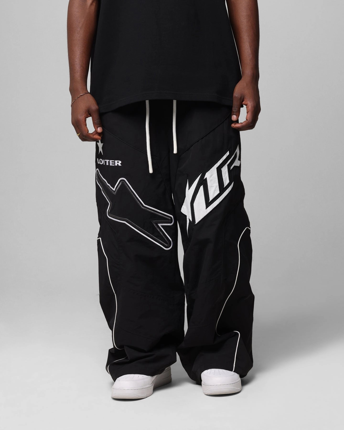 Loiter Motocross Parachute Pants Black MultiPocketDesign