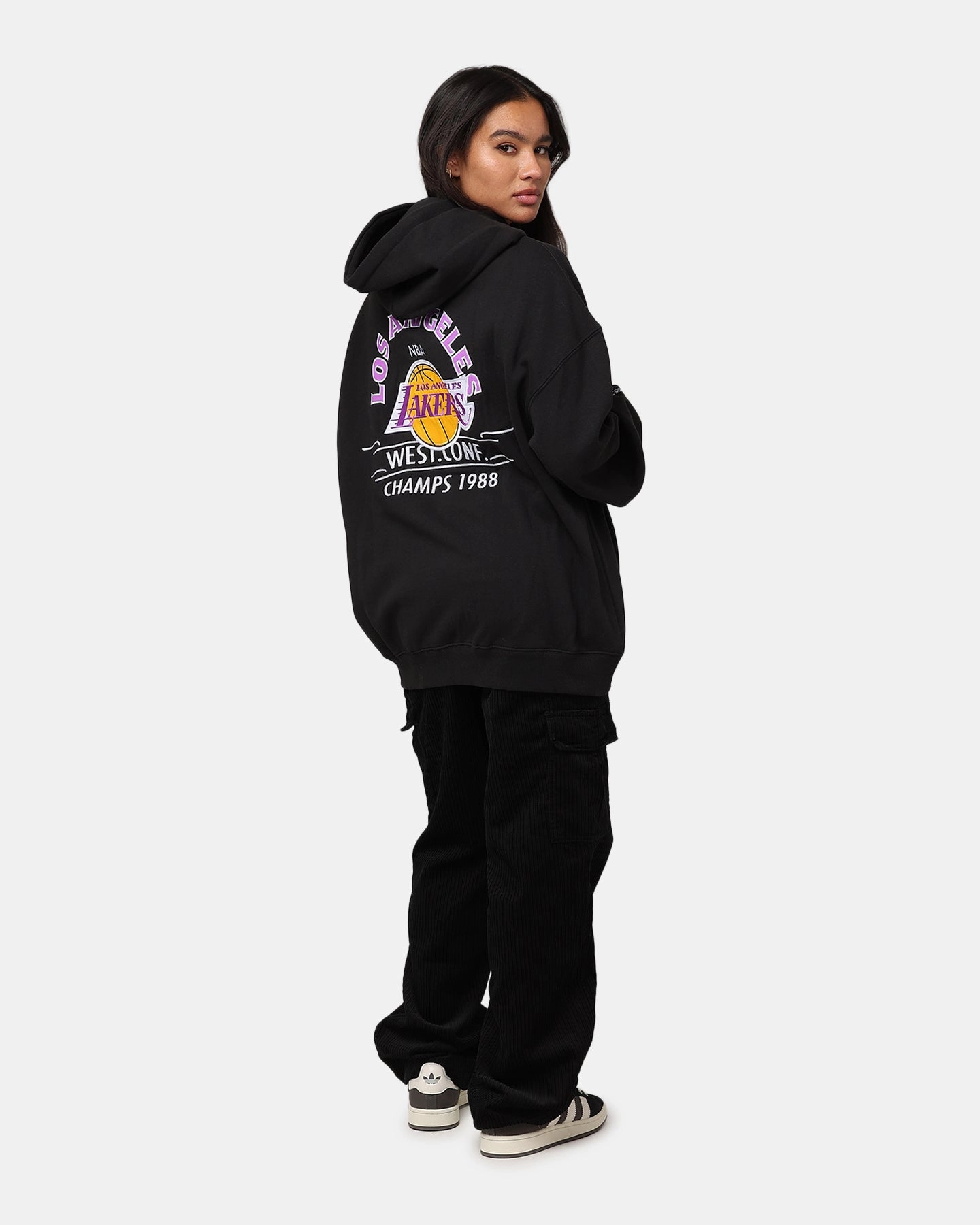 investment piece Mitchell & Ness Los Angeles Lakers Letterman Hoodie Black