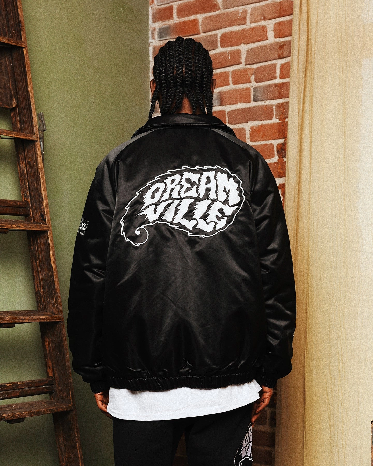 sunny - day look Award Dreamville Dreamville Paisley Coach Jacket Black