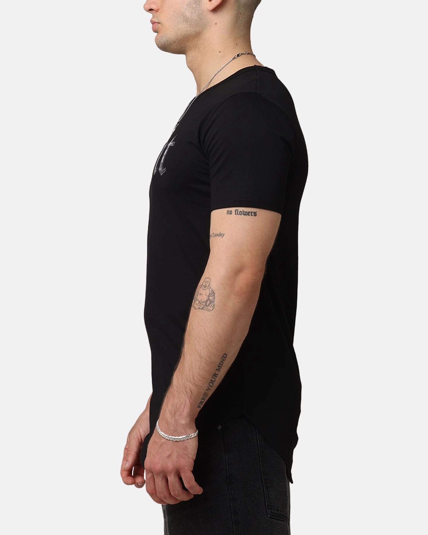 Saint Morta Cambronne Snake El Duplo T-Shirt Black/Grey Sleek And Stylish Trendy Vibe