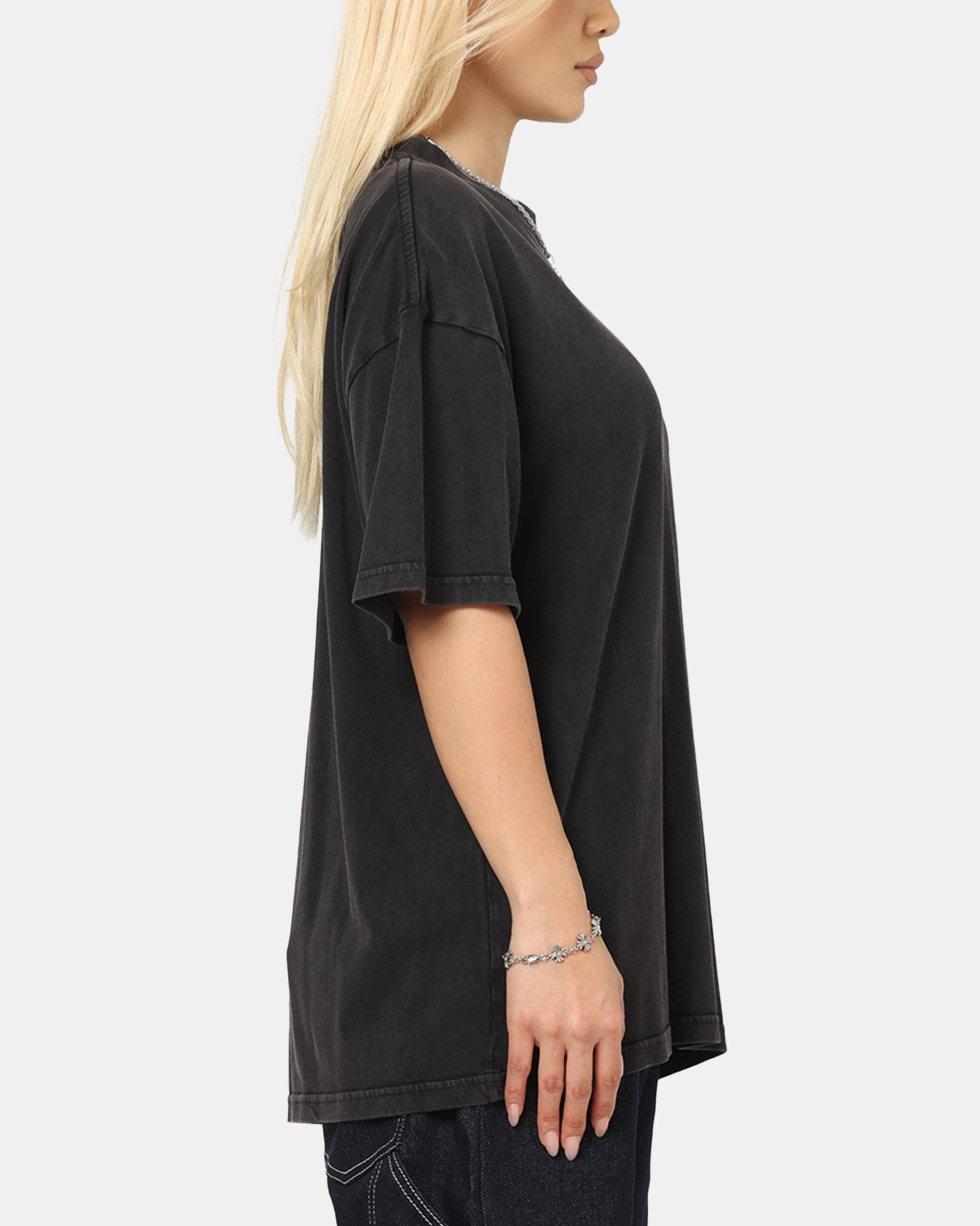 Classic Fit NonIrritatingTags Culture Kings Standard Drop Shoulder T-Shirt Black Acidwash