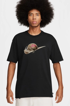 Nike SB Republique Escargot Max90 Skate Tee slim fit Simple Comfort Look