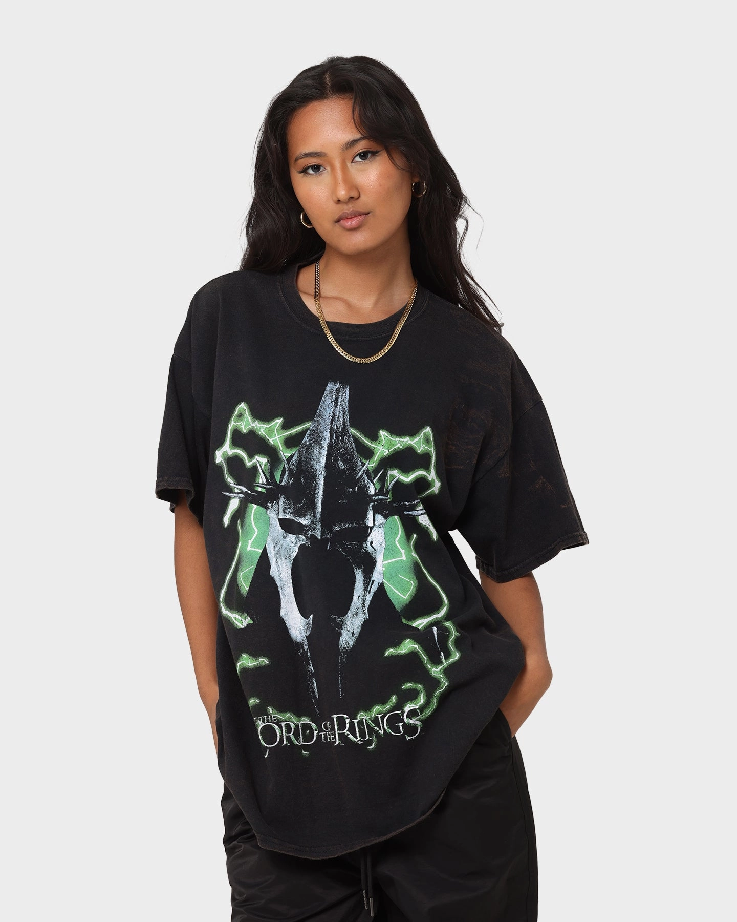 Layerable Look American Thrift X The Lord Of The Rings Witch Kings Of Angmar Vintage T-Shirt Washed Black