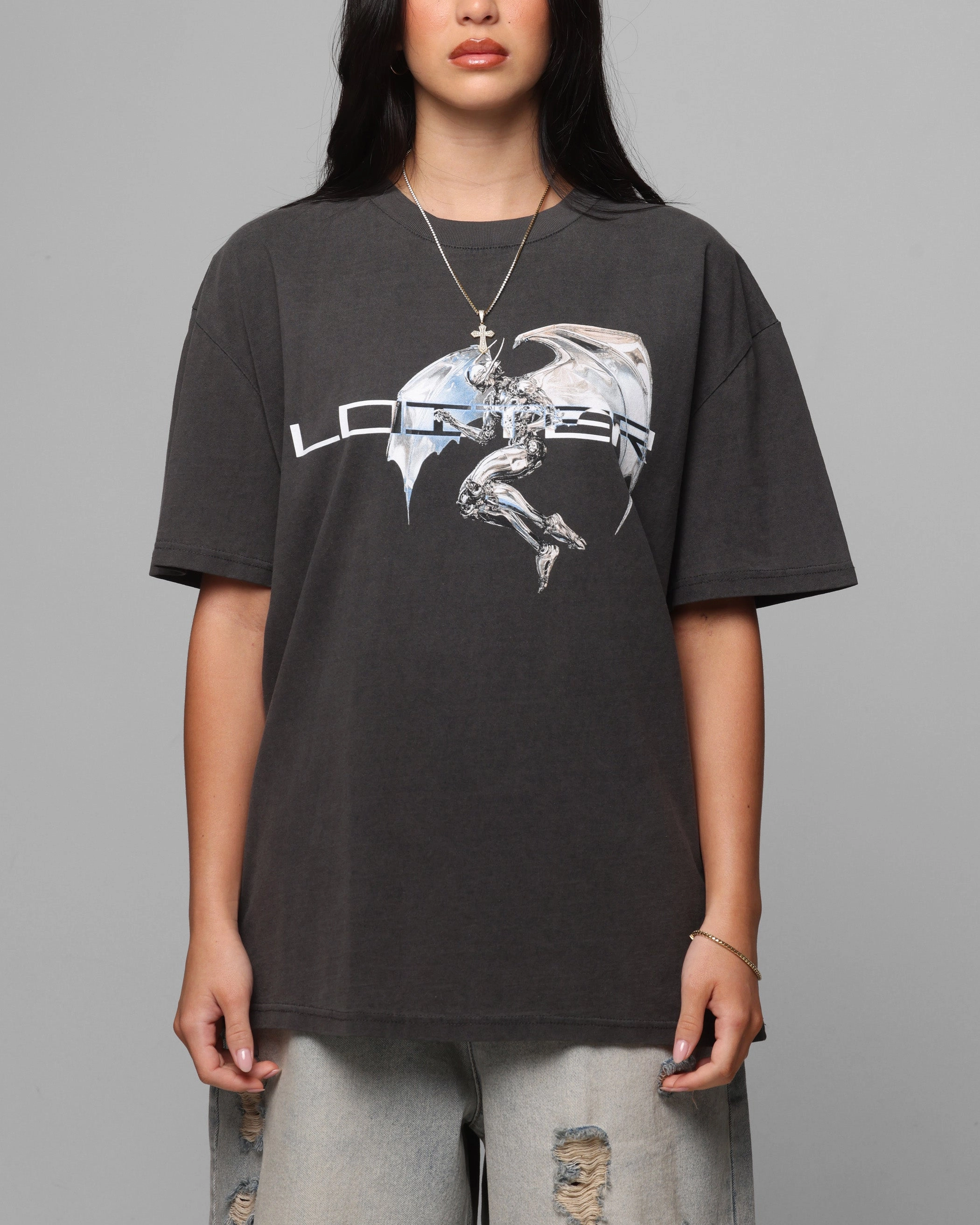 Cozy Feel Loiter Chrome Deceiver T-Shirt Black Wash