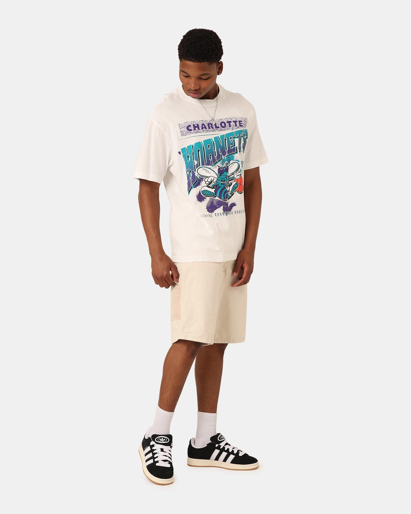 Breathable Wearable Modern and Soft Mitchell & Ness Charlotte Hornets Brush Off 2.0 T-Shirt Vintage White