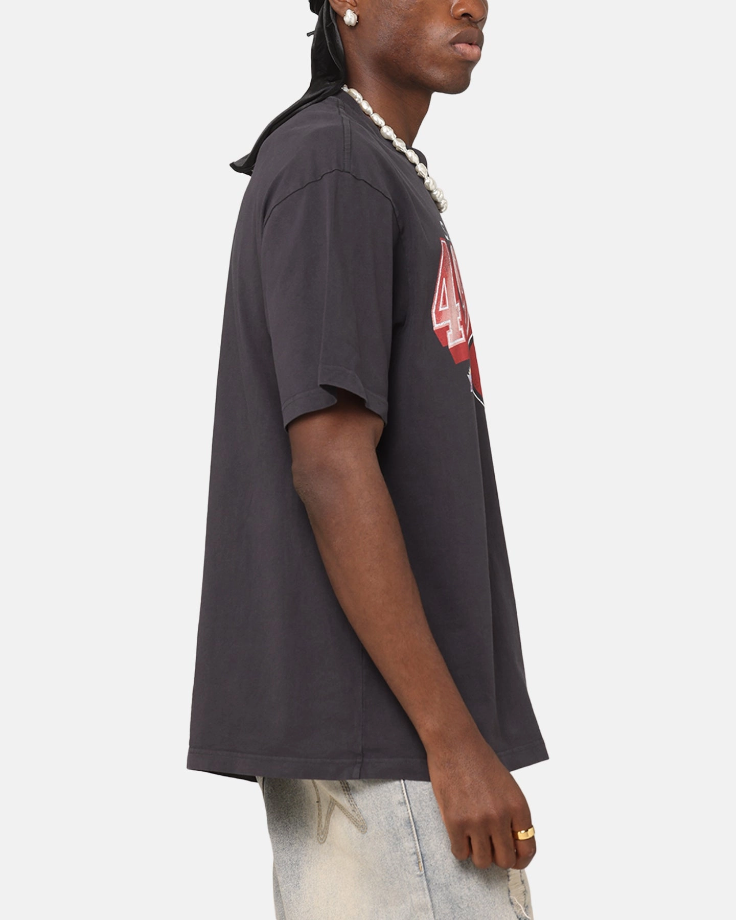 Mitchell & Ness San Francisco 49ers Arch T-Shirt Faded Black Urban Look