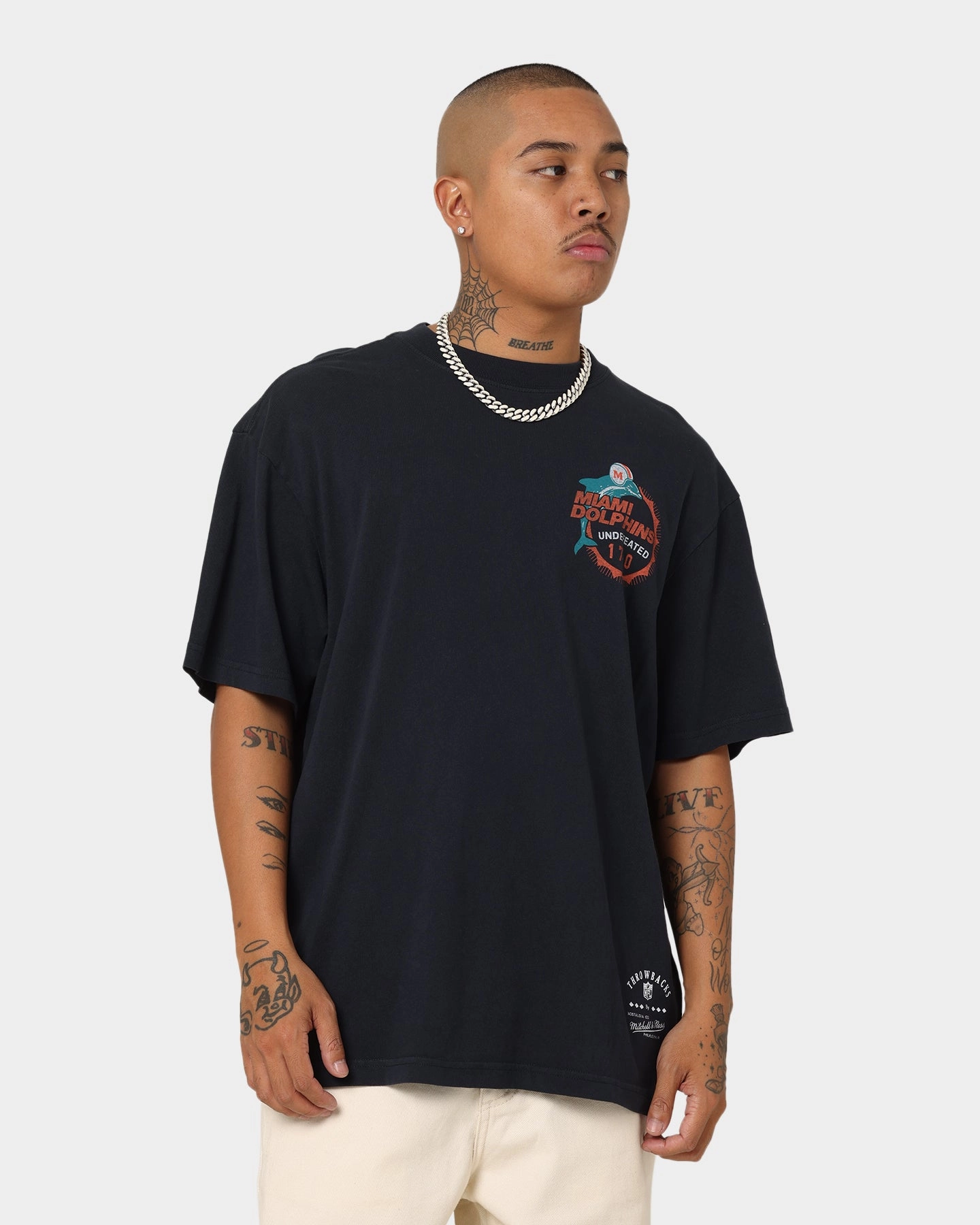 Mitchell & Ness Miami Dolphins Undefeated Vintage T-Shirt Faded Black Playful Prints