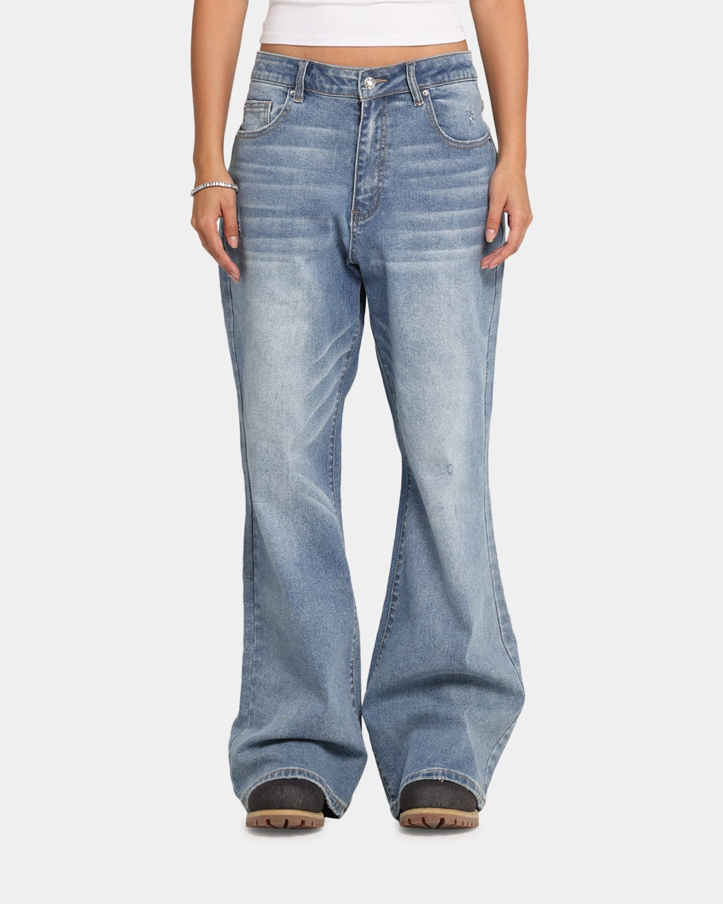 XXIII Game Play Flared Jeans Blue Denim Sleek Comfort