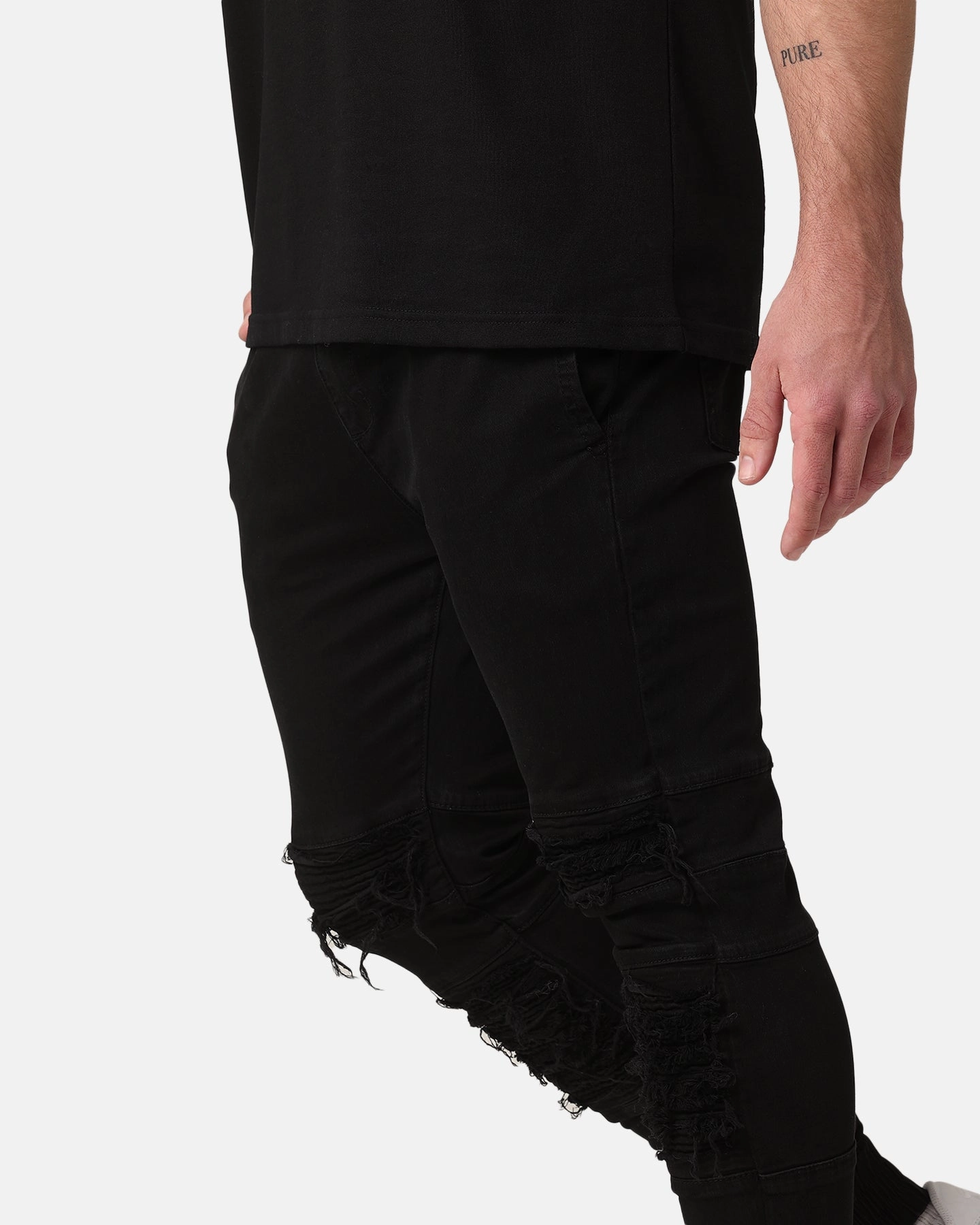 Saint Morta Abolished Joggers Black ArticulatedJoints Slim Silhouette