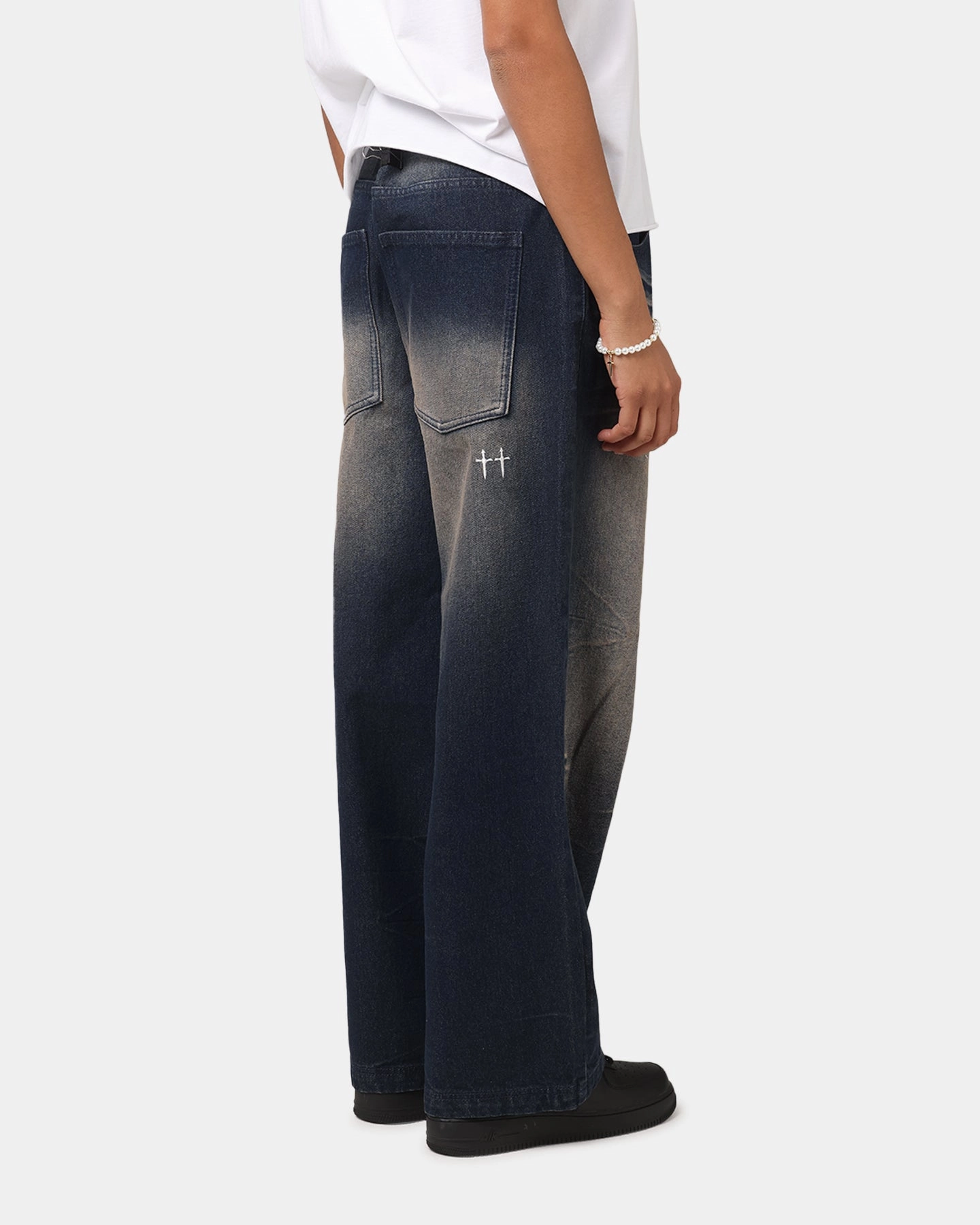 Chill Vibes Raw Hem Design Saint Morta Amplus Jeans Antiquity Blue