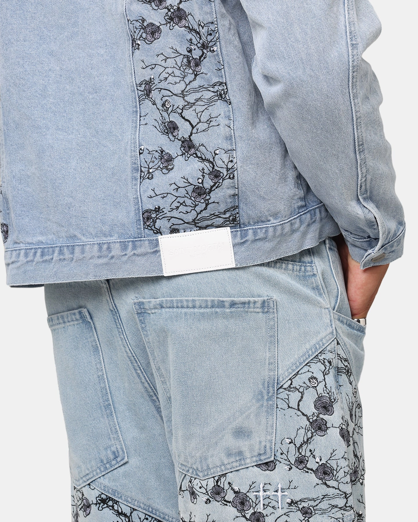 Timeless Look Premium Elegant Saint Morta Amplus Poison Ivy Panel Jeans Mid Blue