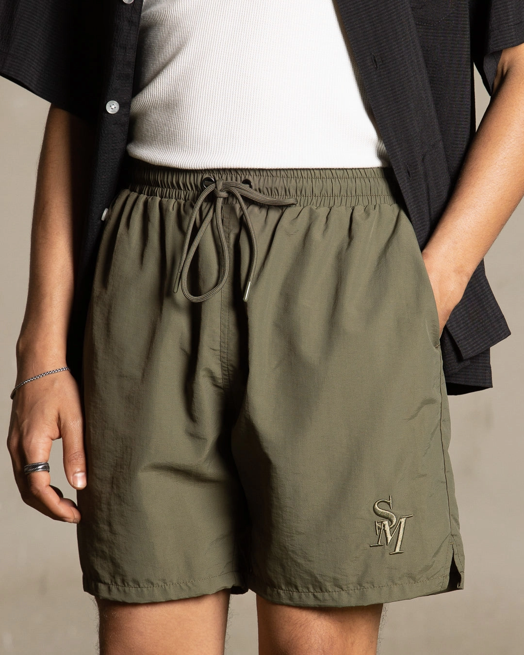 Saint Morta Cali Beach Shorts Khaki Green Durable Stitching Chill Look