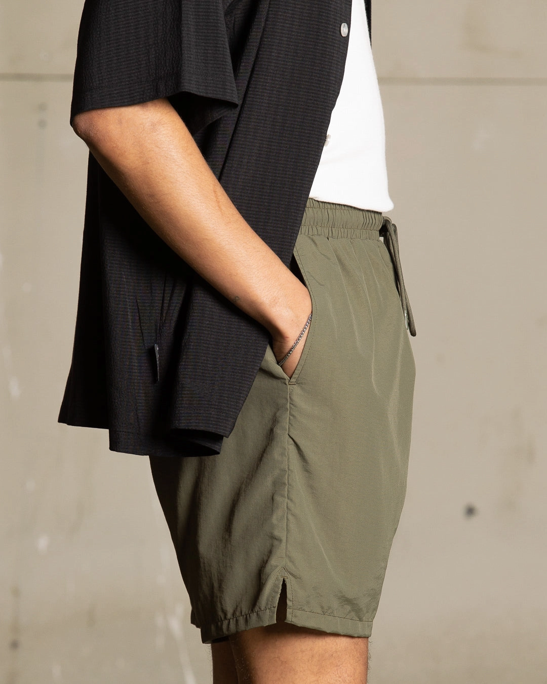 Camouflage Pattern QuickAccessPockets Saint Morta Cali Beach Shorts Khaki Green