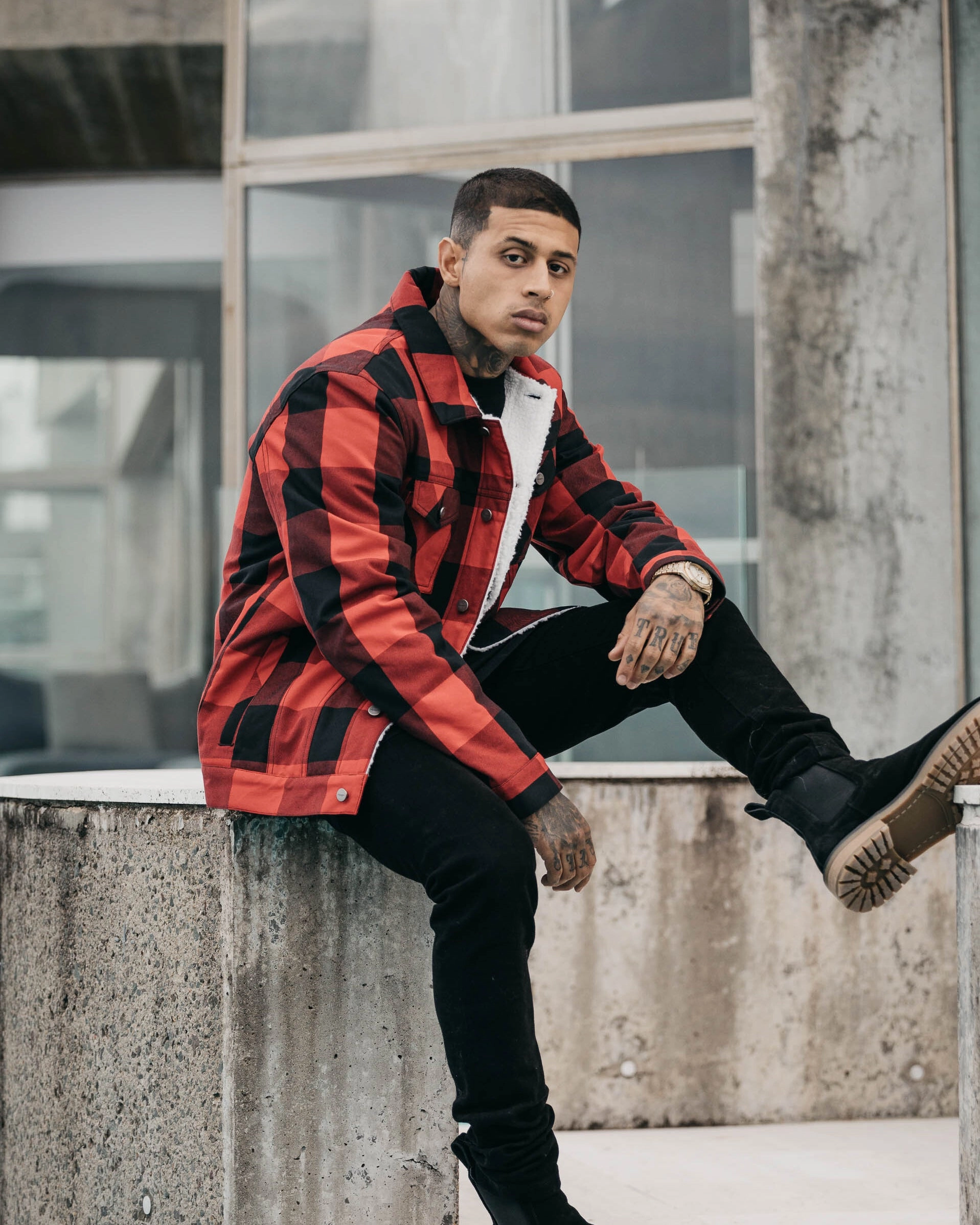 Saint Morta Checks Sherpa Jacket Black/Red Applaud