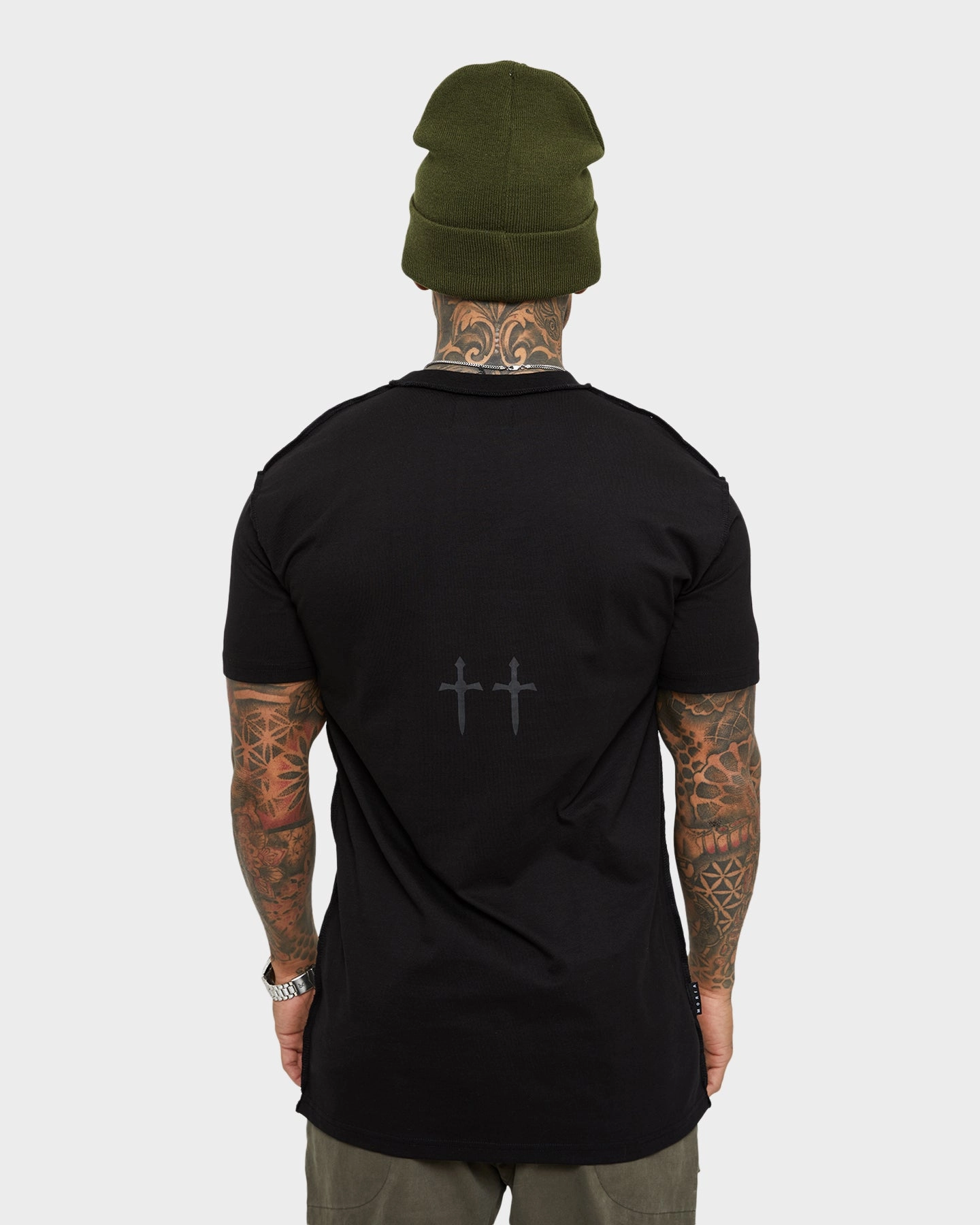 Saint Morta Dagger Reverse Lafayette T-Shirt Black/Black Seam Free Edging City Smart