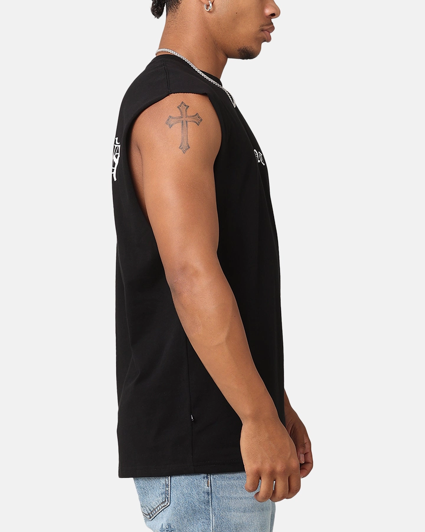Easy and Relaxed Casual Statement Saint Morta Dead Oversized Muscle T-Shirt Black