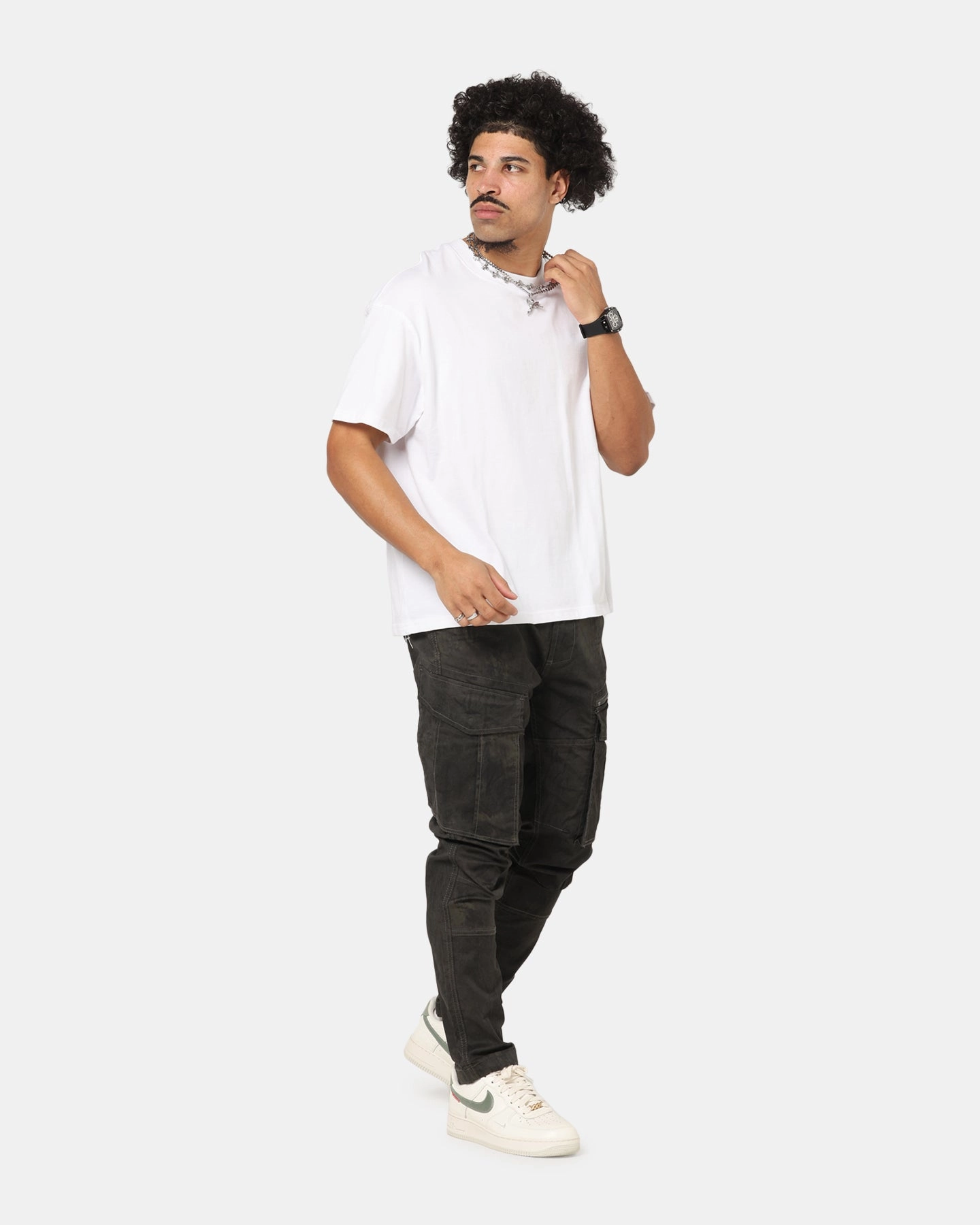 Adaptable Fit Saint Morta Distressed Cargo Pants Black