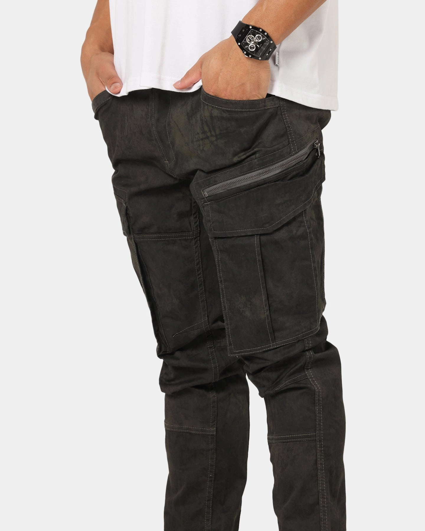 Saint Morta Distressed Cargo Pants Black Casual Chic Look Twill Weave Texture