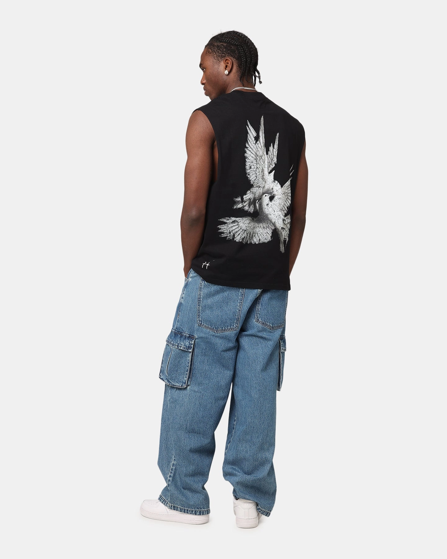 Outdoor Adventure Saint Morta Doves Oversized Muscle T-Shirt Black