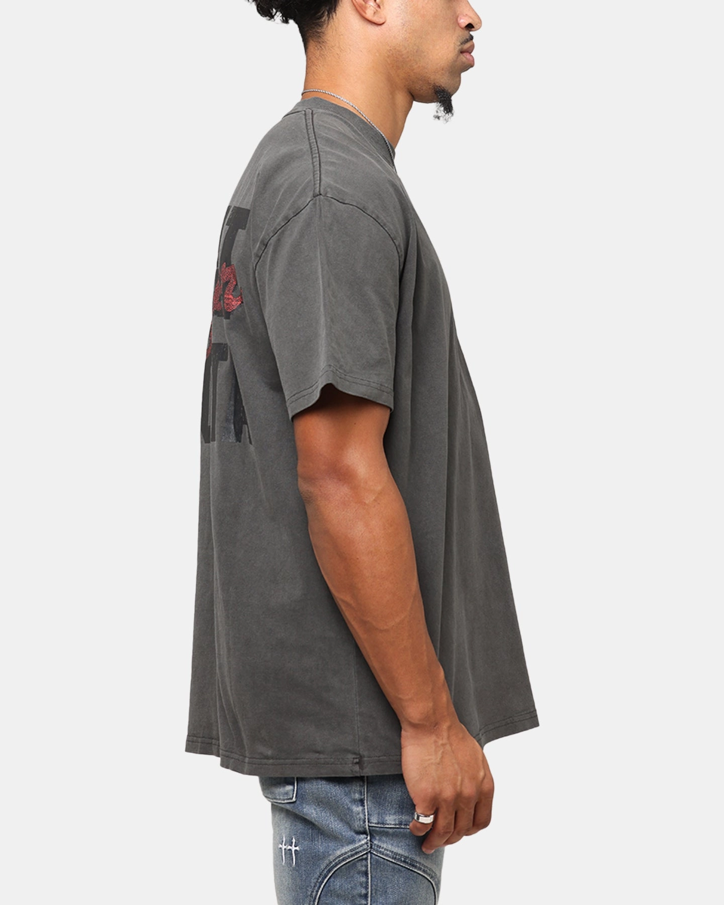 Saint Morta Forever Boxy T-Shirt Black Wash Stylish and Comfortable