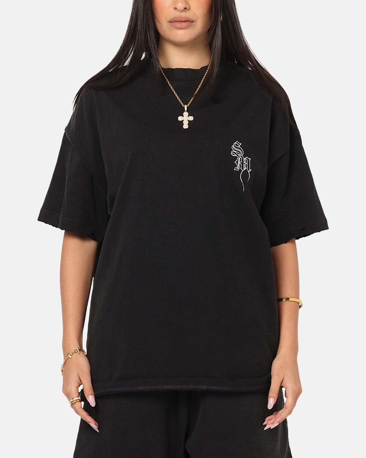 Floral Pattern NonRestrictive Cut Saint Morta Fray Boxy T-Shirt Vintage Black