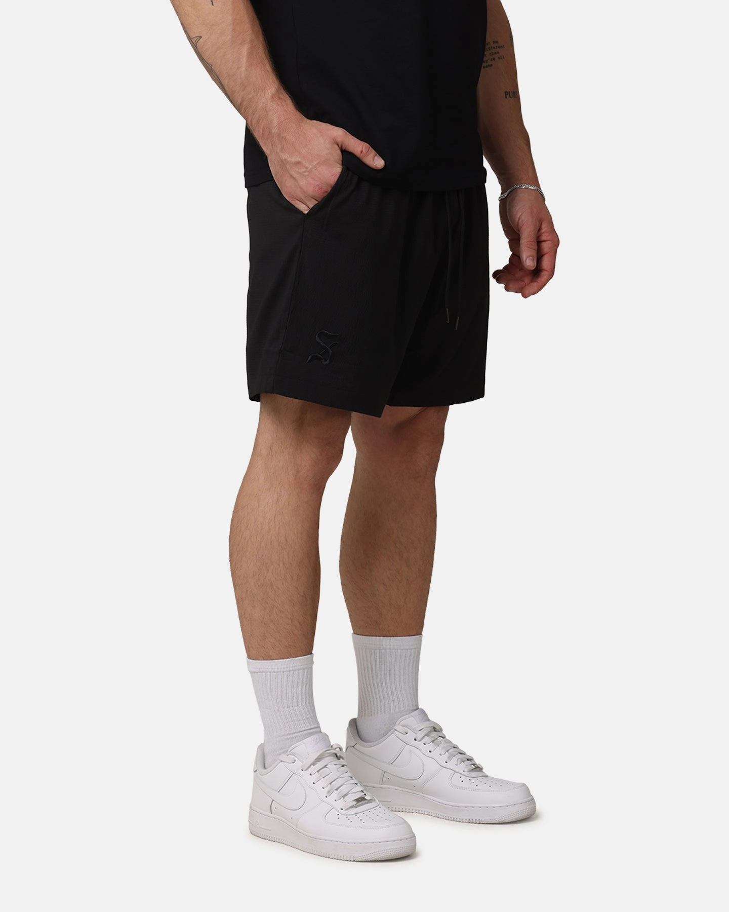 beach goers Saint Morta Gothic Walk Shorts Black