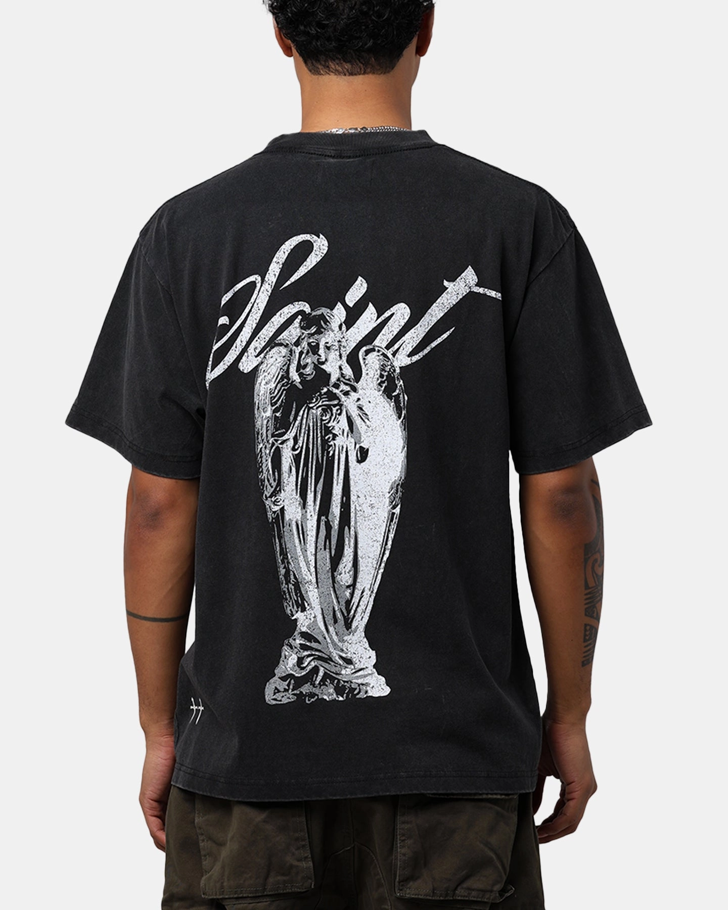 Saint Morta Guardian T-Shirt Vintage Black Snug fit Lightweight Comfort Wear