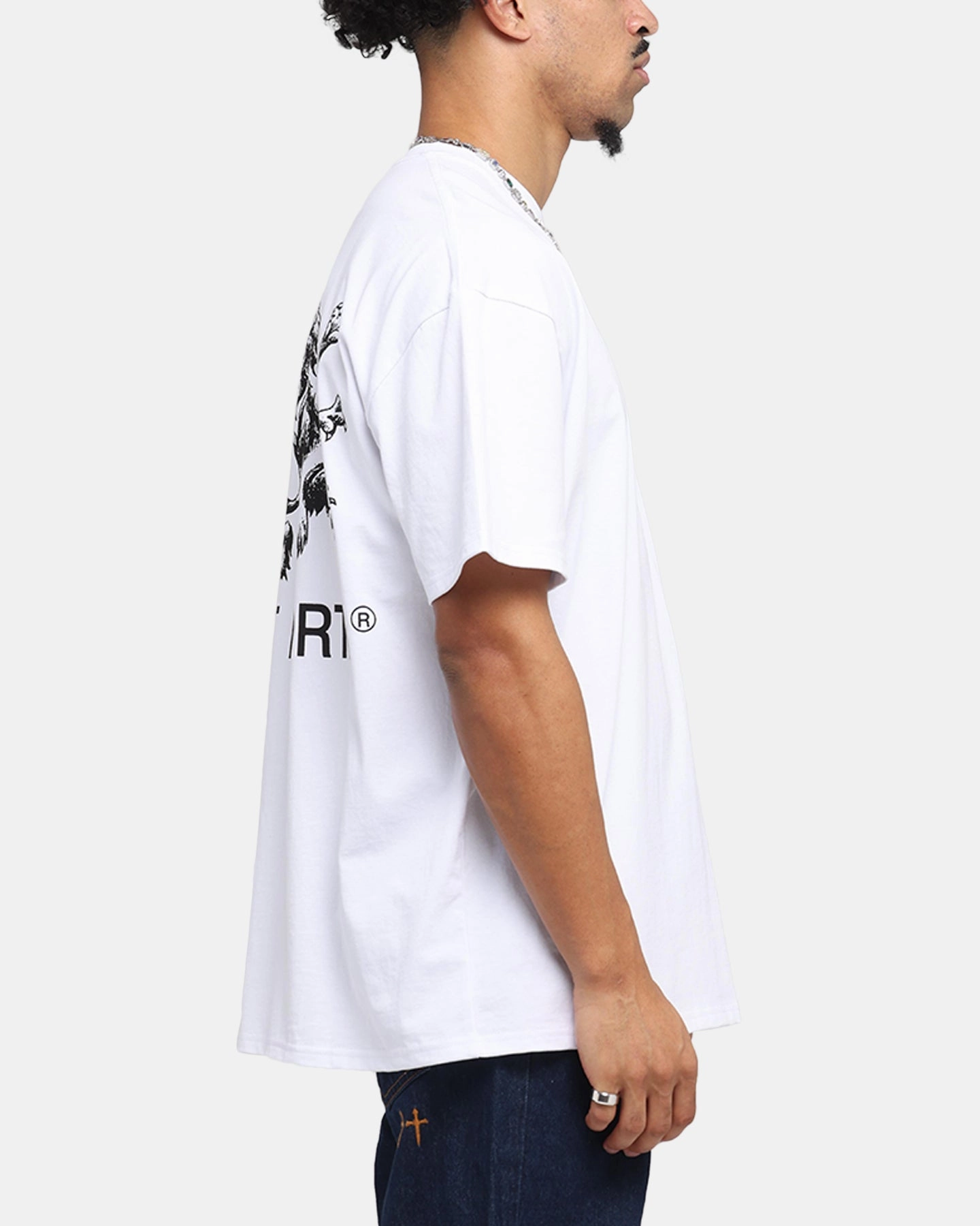 Saint Morta Lover Club Boxy T-Shirt White Chic Outfit