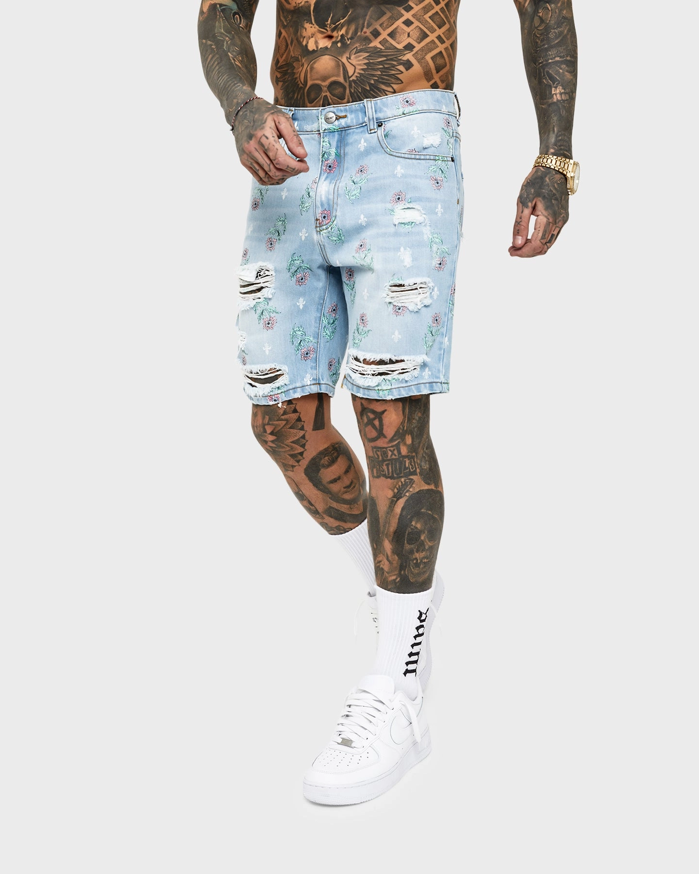 City Mood Saint Morta Lover Distressed Denim Shorts Superwash Blue
