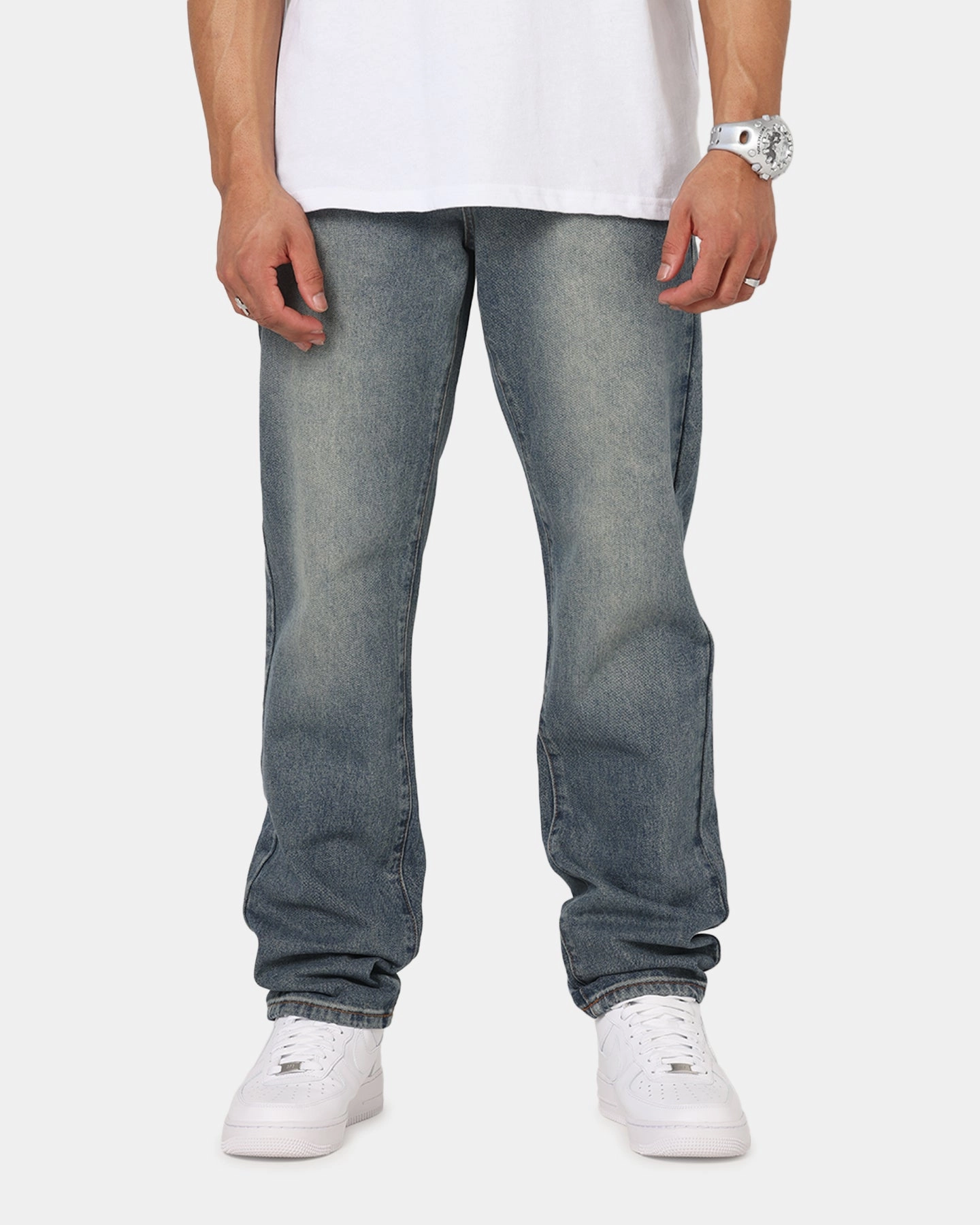 Saint Morta Psykhe Jeans Dirty Denim Great Base Travel Outfit Street Fashion Creative Look
