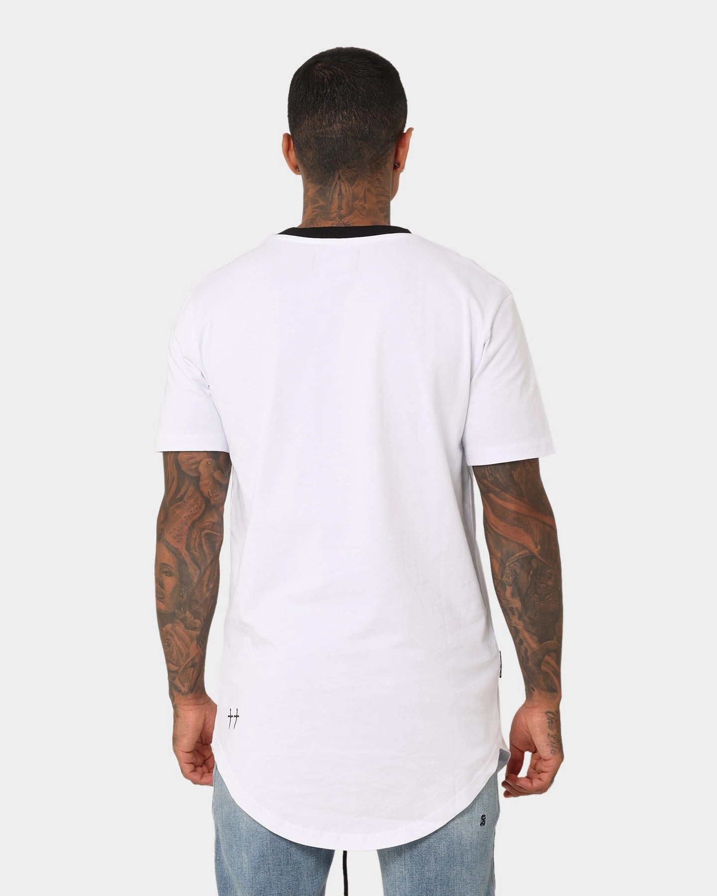 Saint Morta Sparta T-Shirt White/Black Fresh Outfit Style